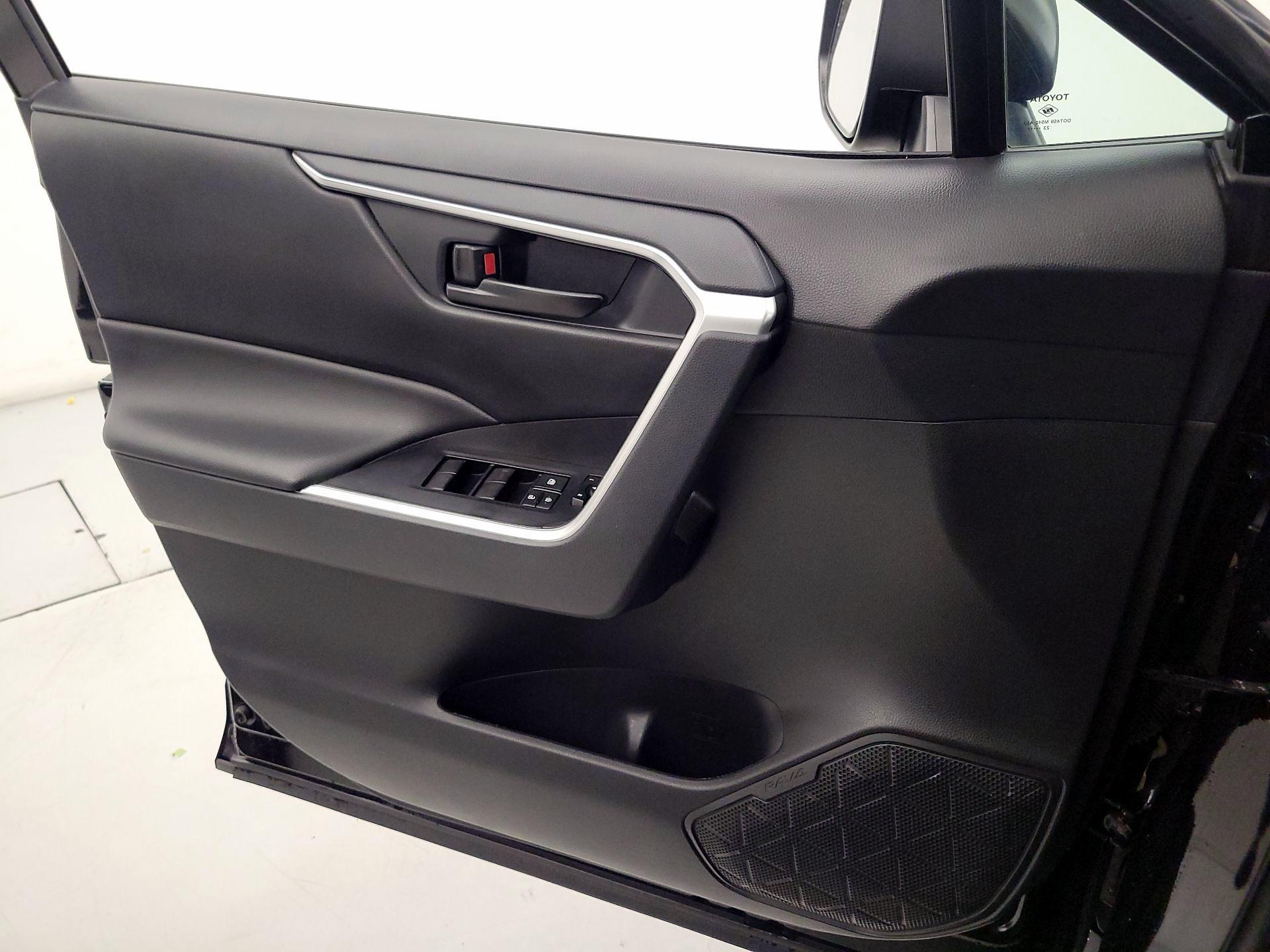 Thumbnail: 2024 Toyota RAV4 - 12