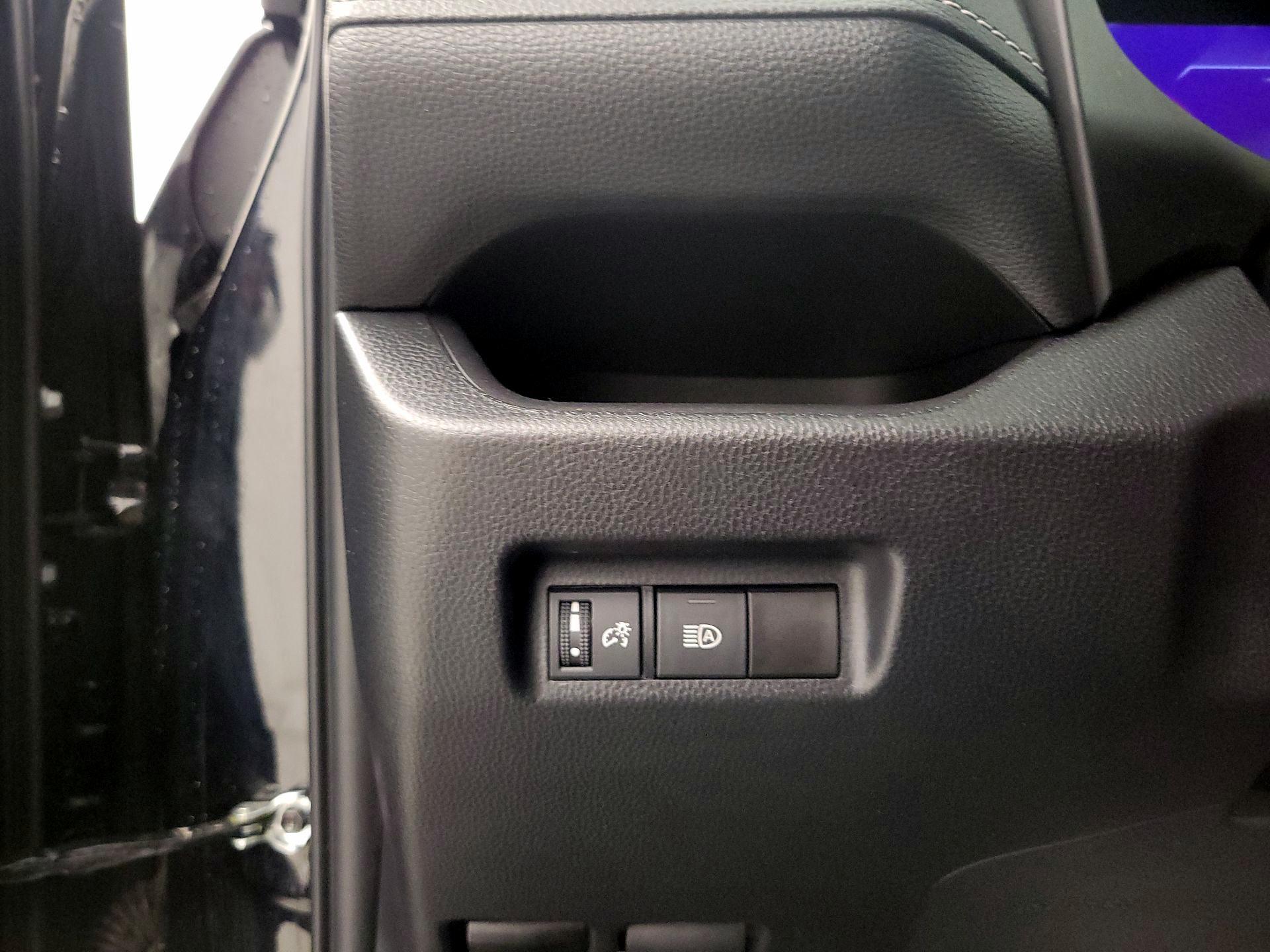 Thumbnail: 2024 Toyota RAV4 - 13