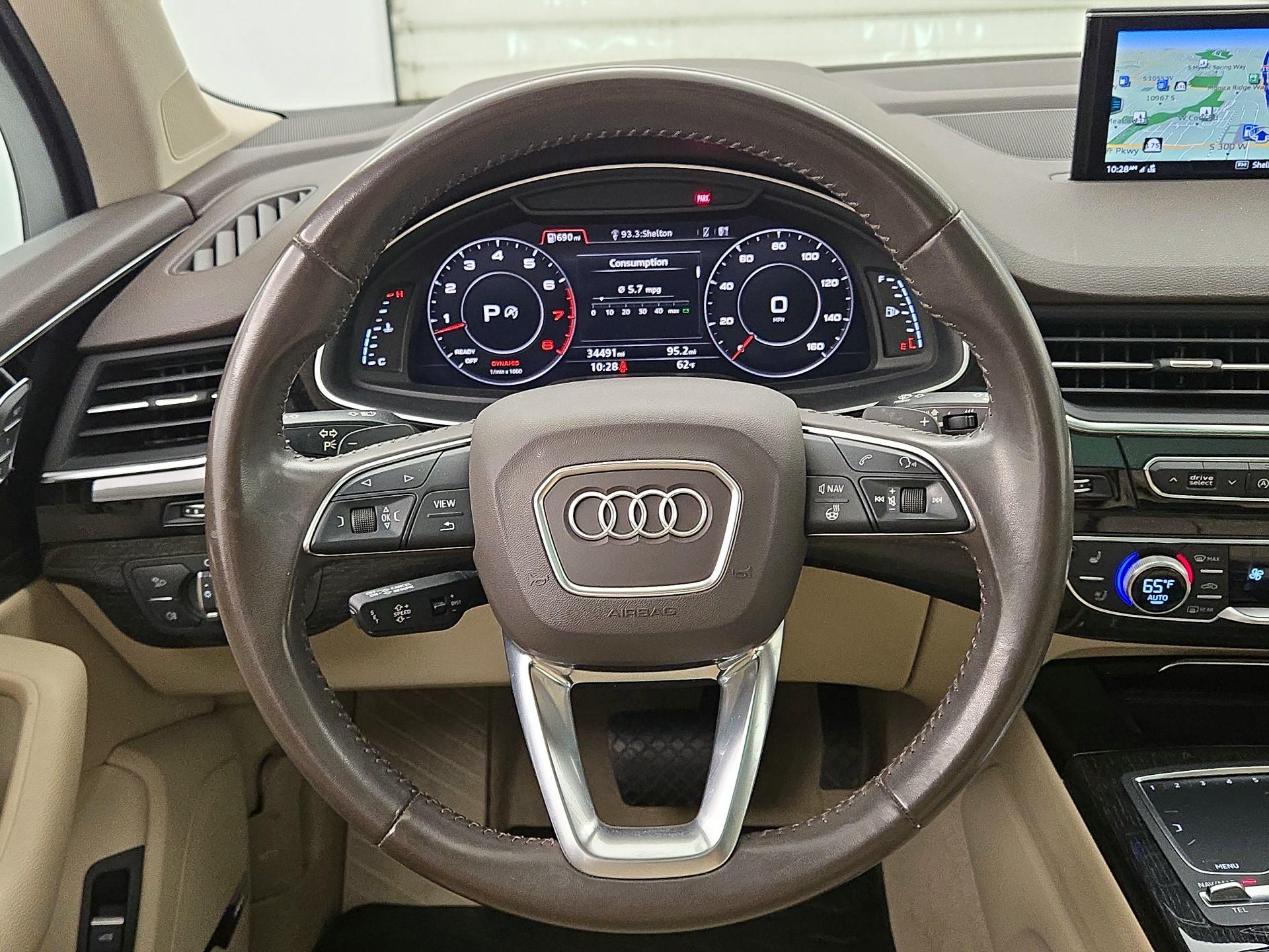 Thumbnail: 2019 Audi Q7 - 10