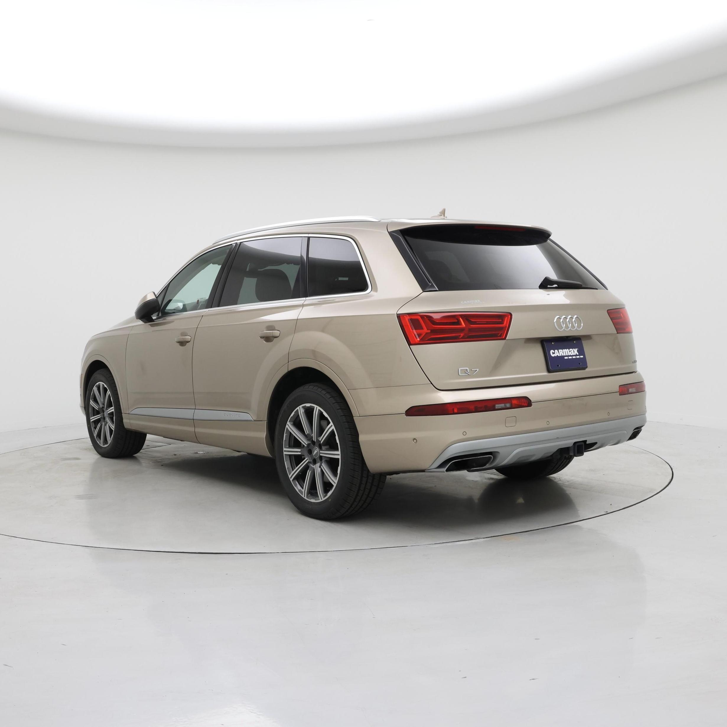 Thumbnail: 2019 Audi Q7 - 2