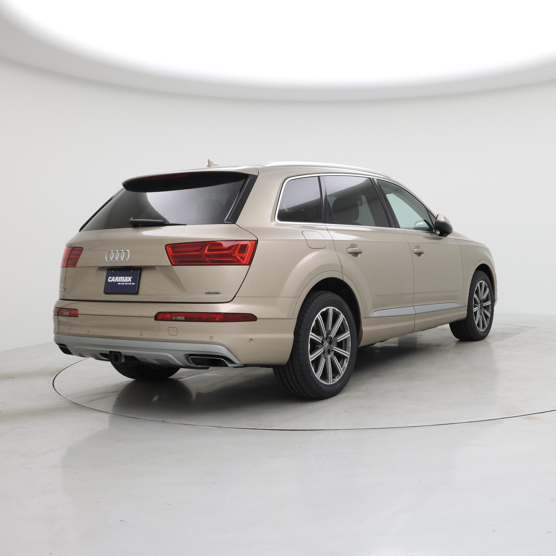 Thumbnail: 2019 Audi Q7 - 8