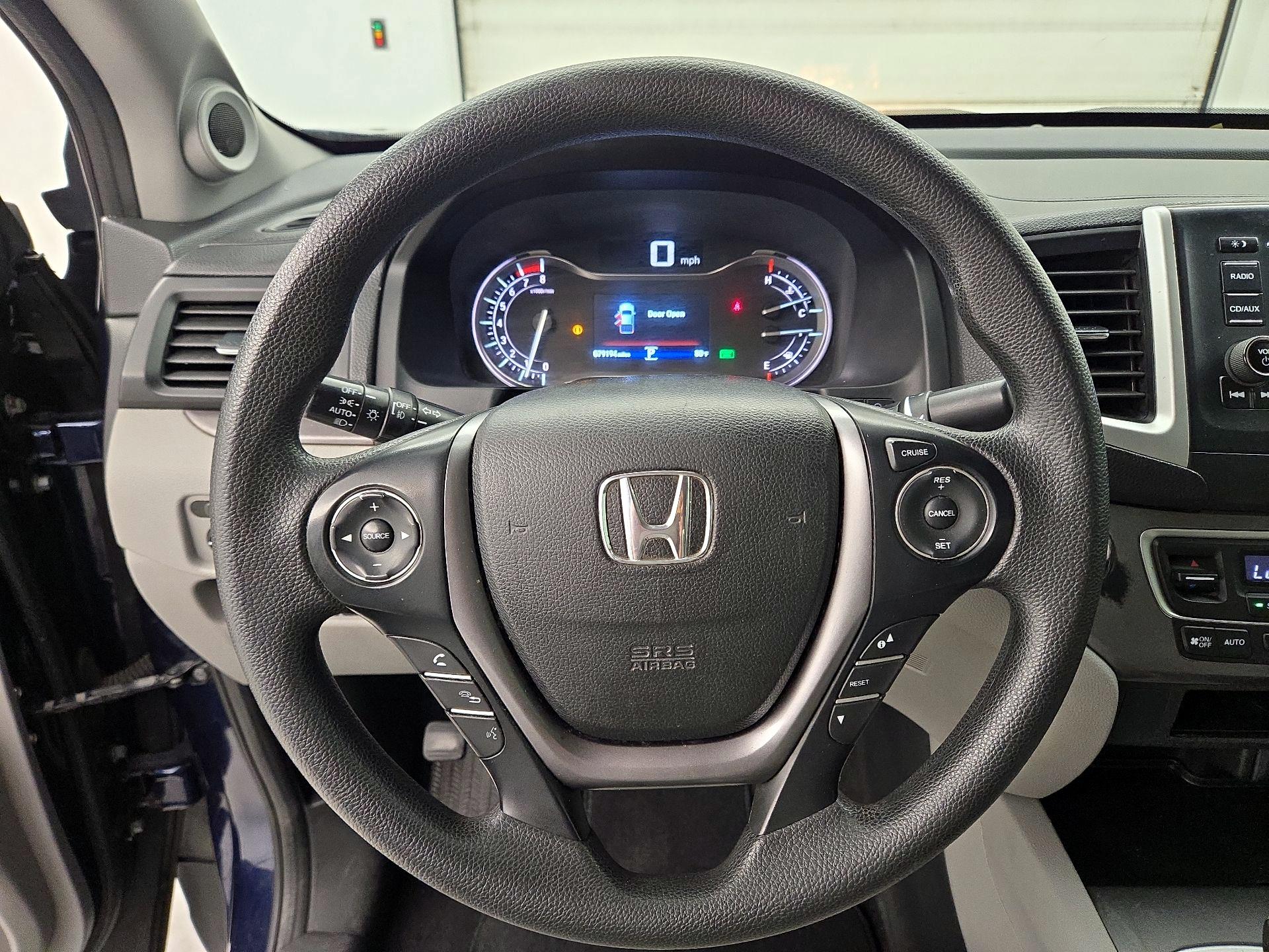 Thumbnail: 2017 Honda Ridgeline - 10