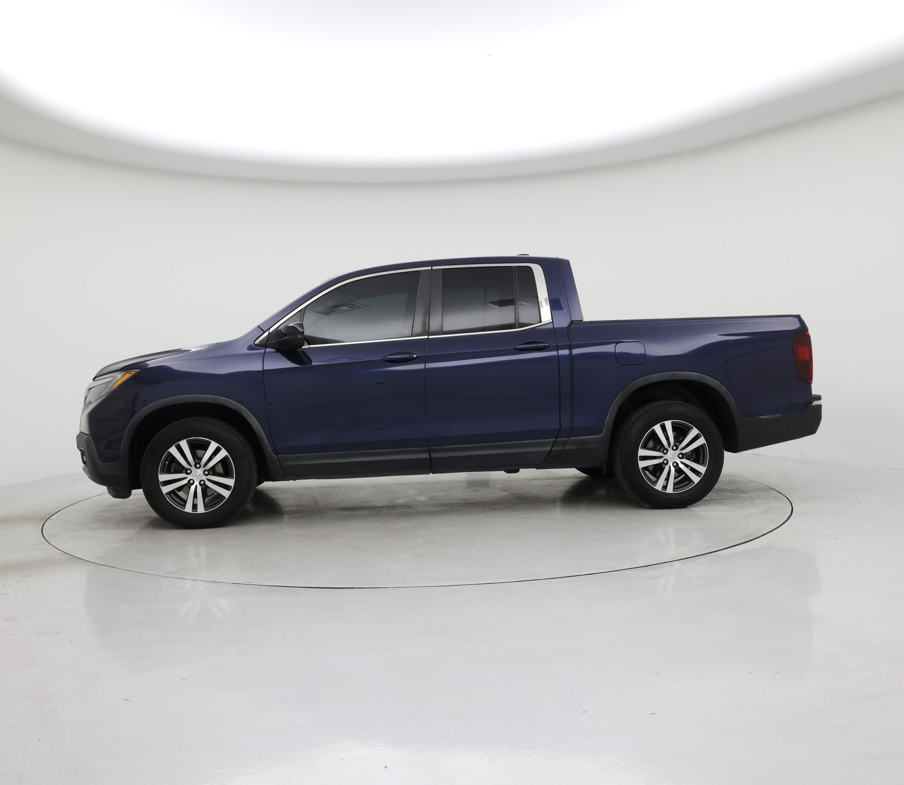 Thumbnail: 2017 Honda Ridgeline - 3