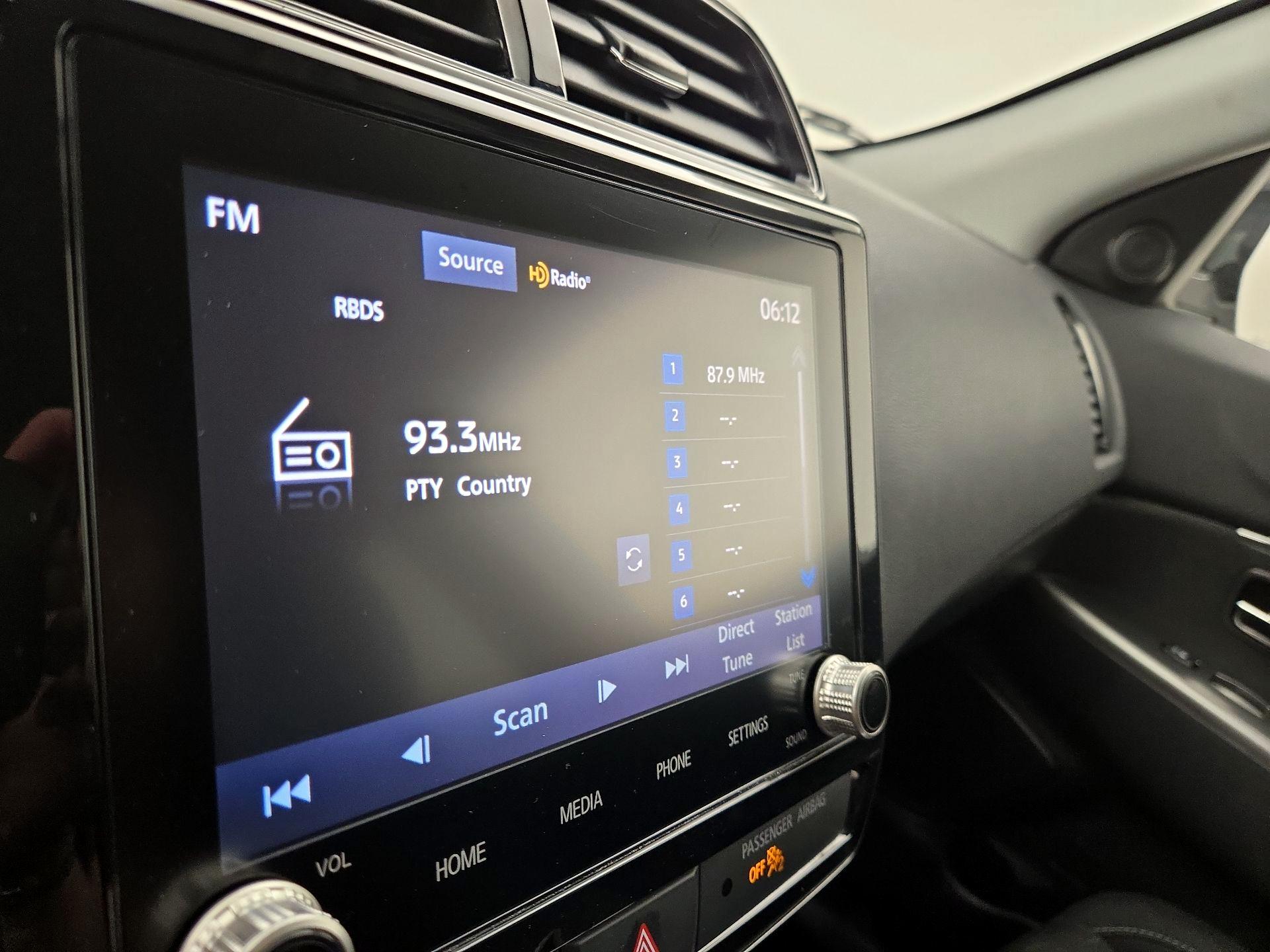 Thumbnail: 2021 Mitsubishi Outlander Sport - 15