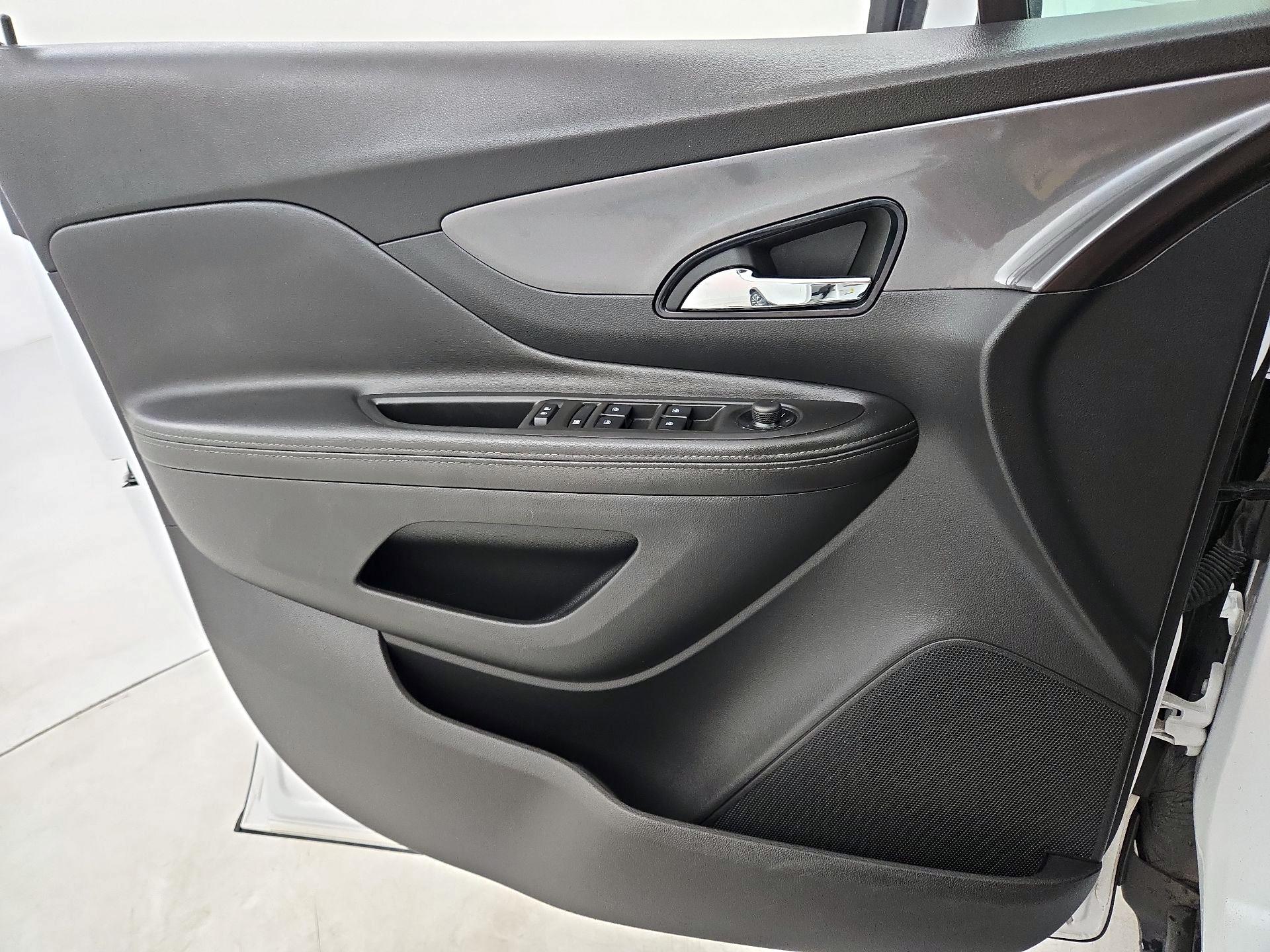 Thumbnail: 2022 Buick Encore - 12