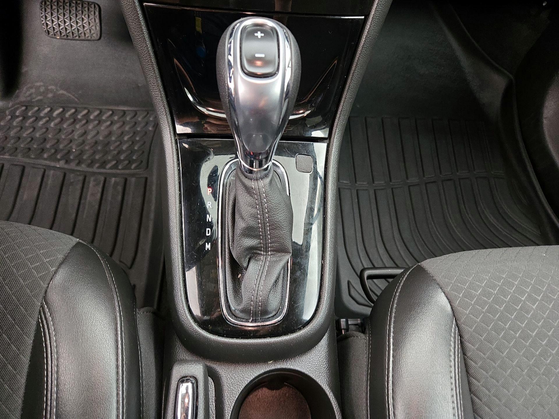 Thumbnail: 2022 Buick Encore - 17