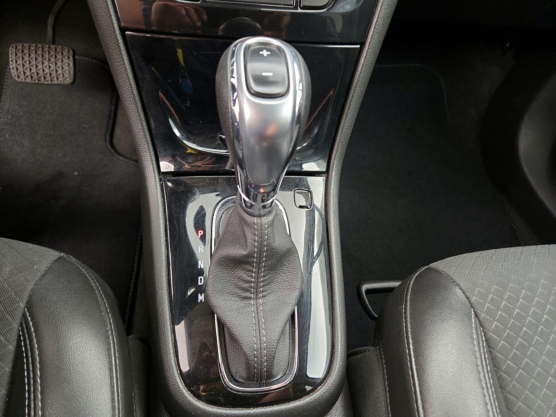 Thumbnail: 2022 Buick Encore - 17