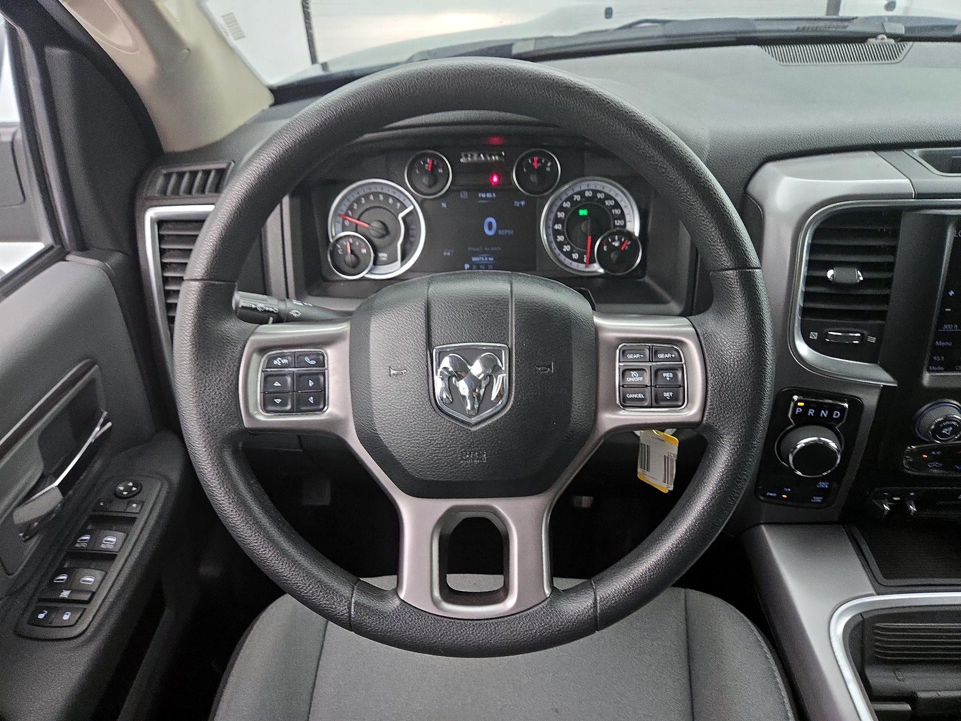 Thumbnail: 2023 RAM 1500 Classic - 10