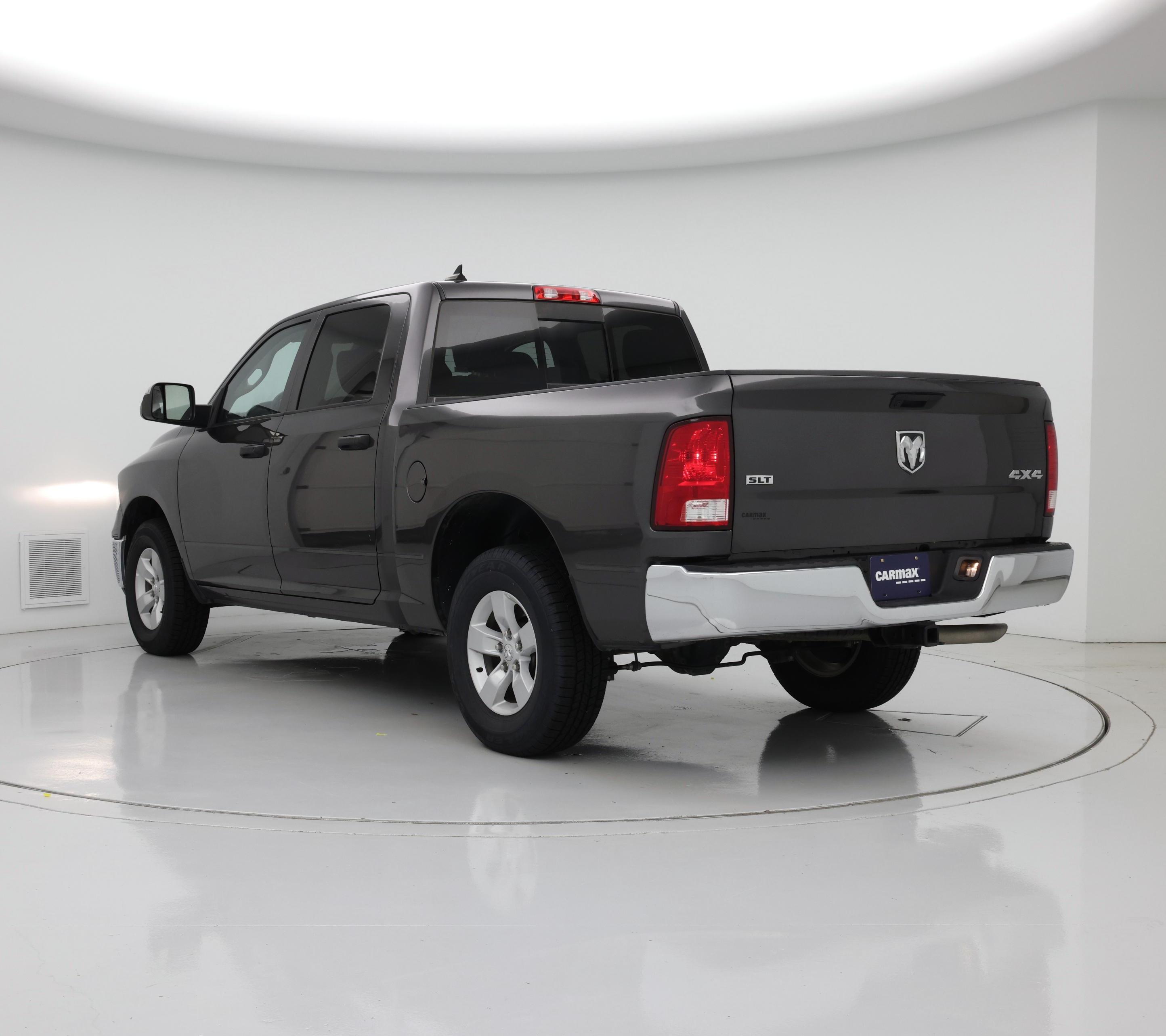 Thumbnail: 2023 RAM 1500 Classic - 2