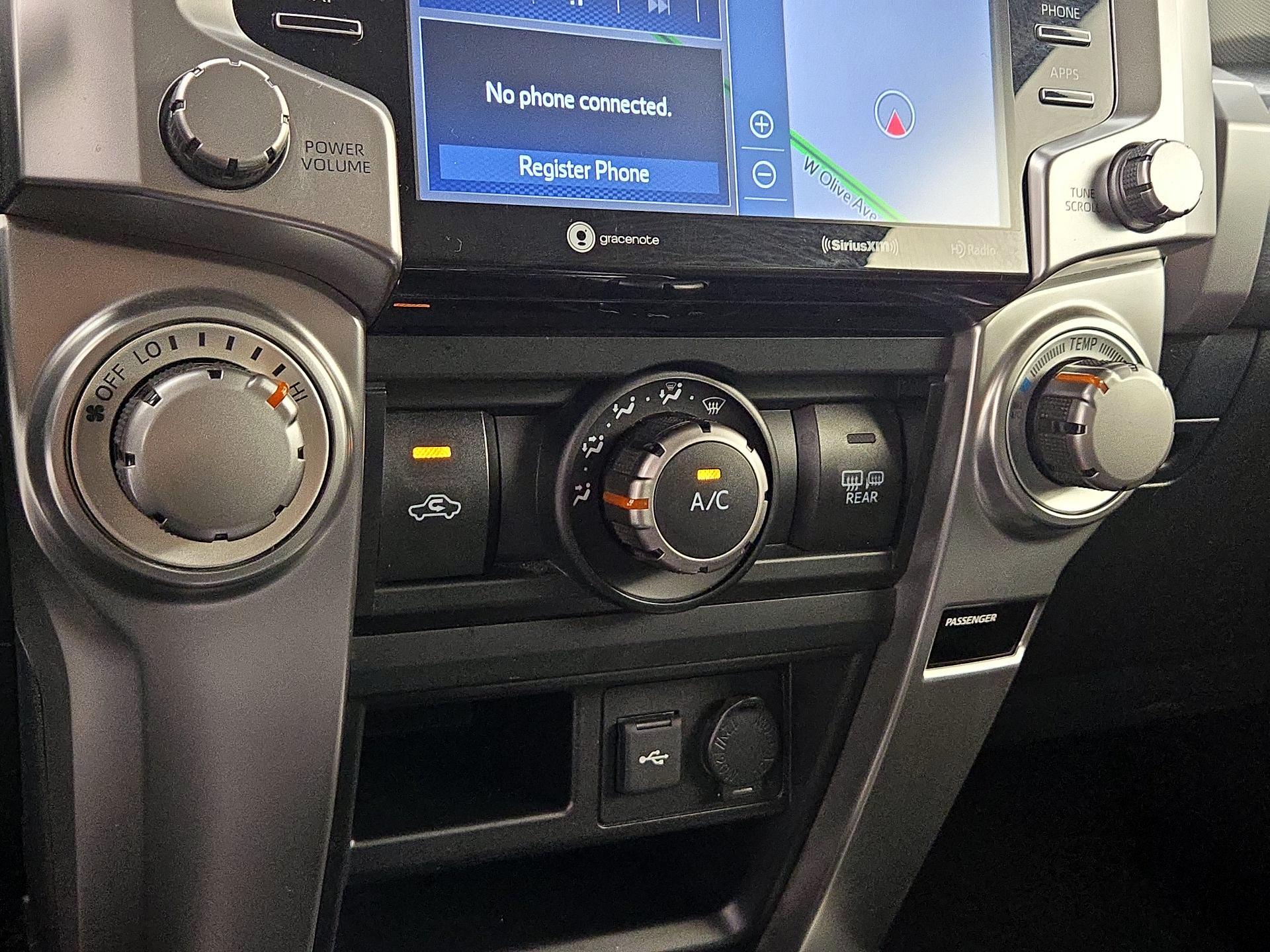 Thumbnail: 2024 Toyota 4Runner - 17
