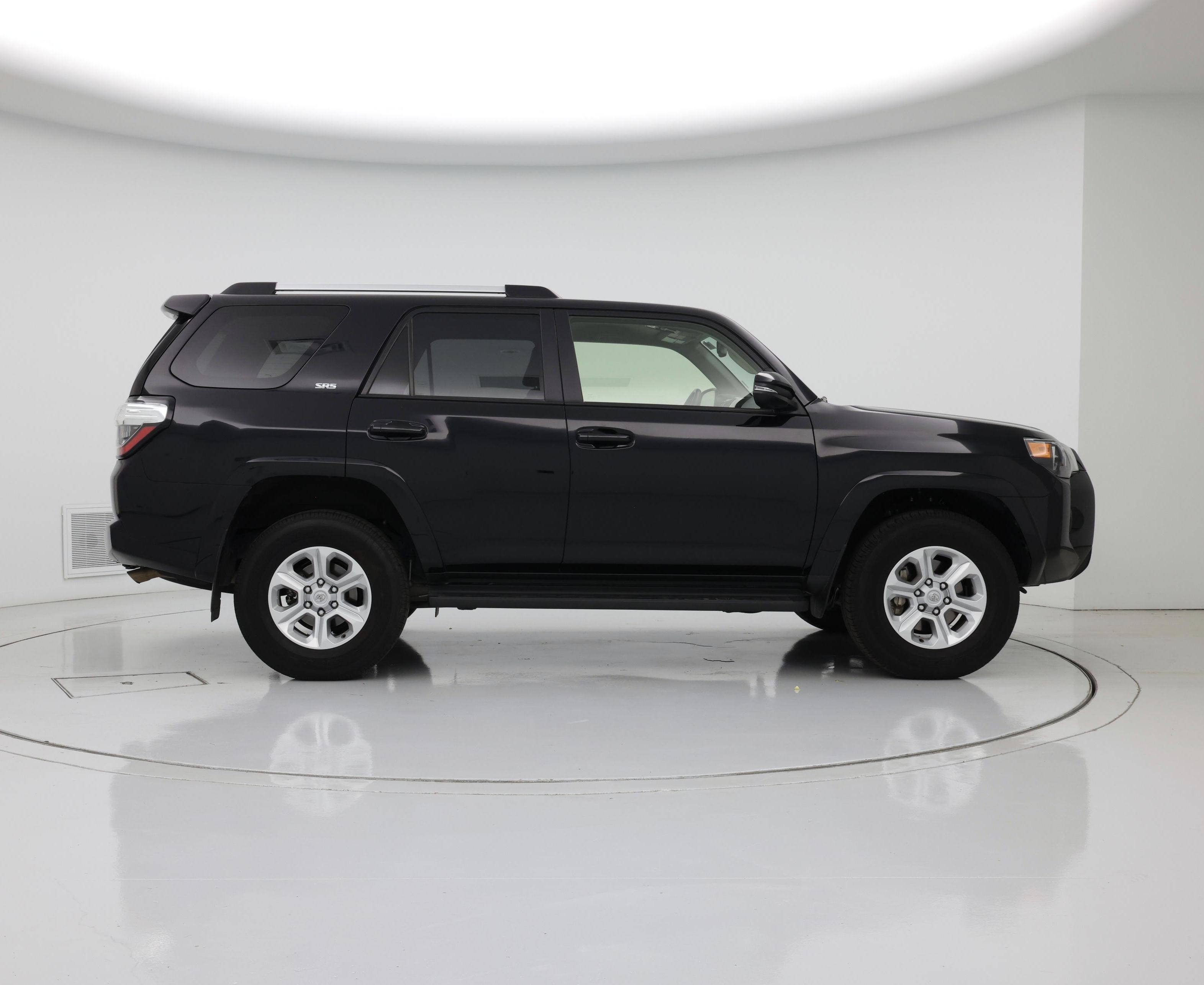 Thumbnail: 2024 Toyota 4Runner - 7