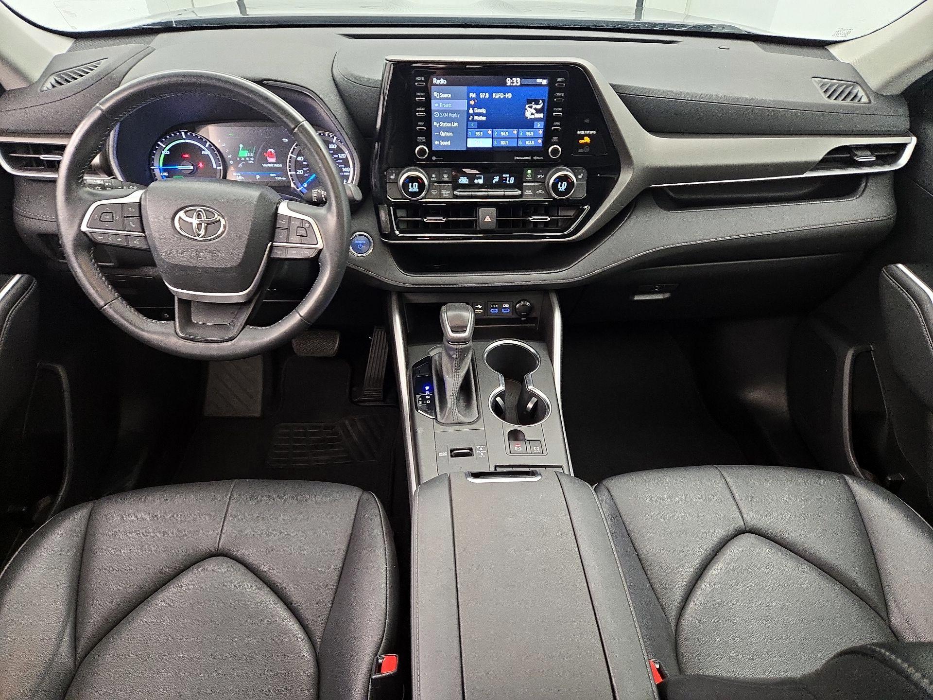 Thumbnail: 2022 Toyota Highlander - 9