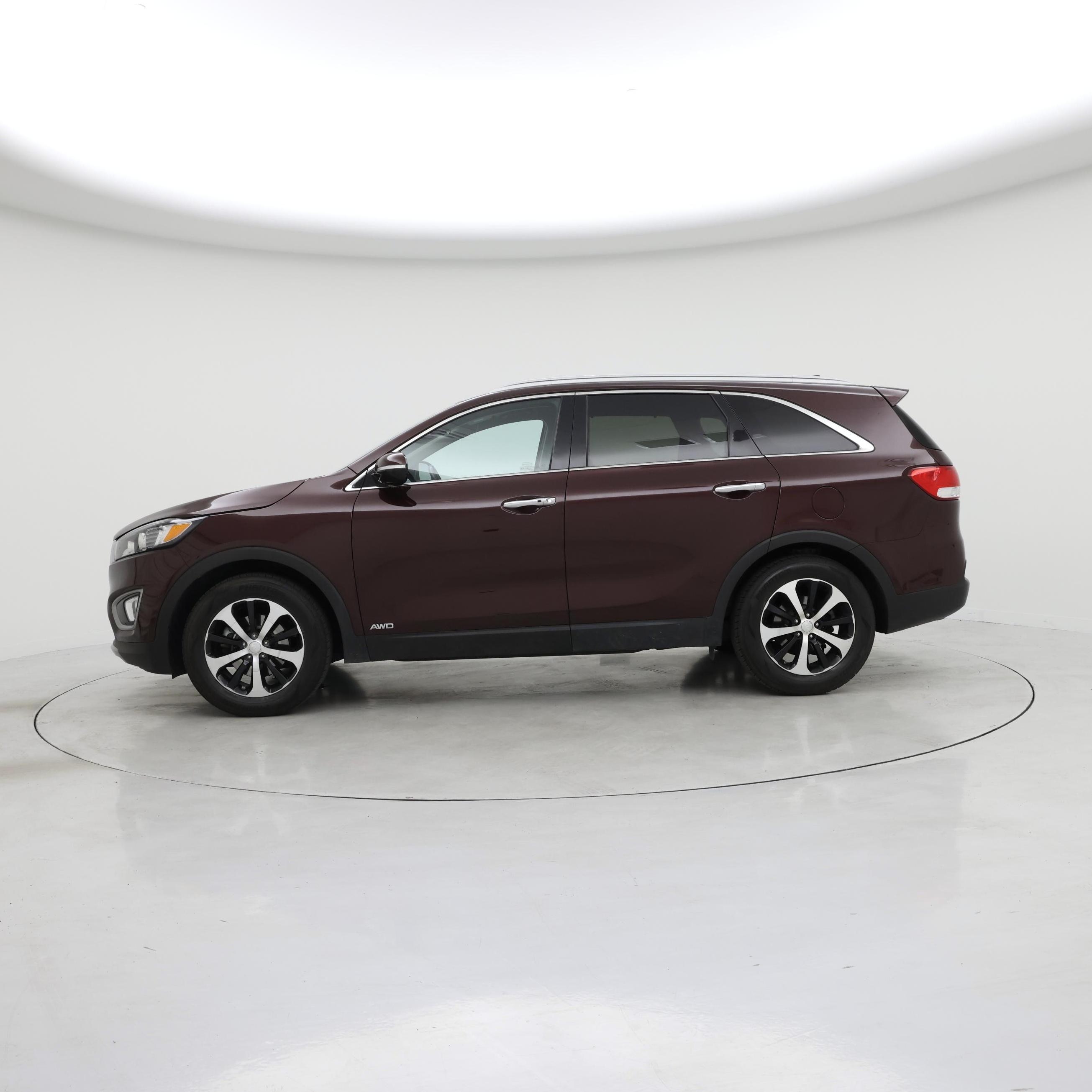 Thumbnail: 2017 Kia Sorento - 3