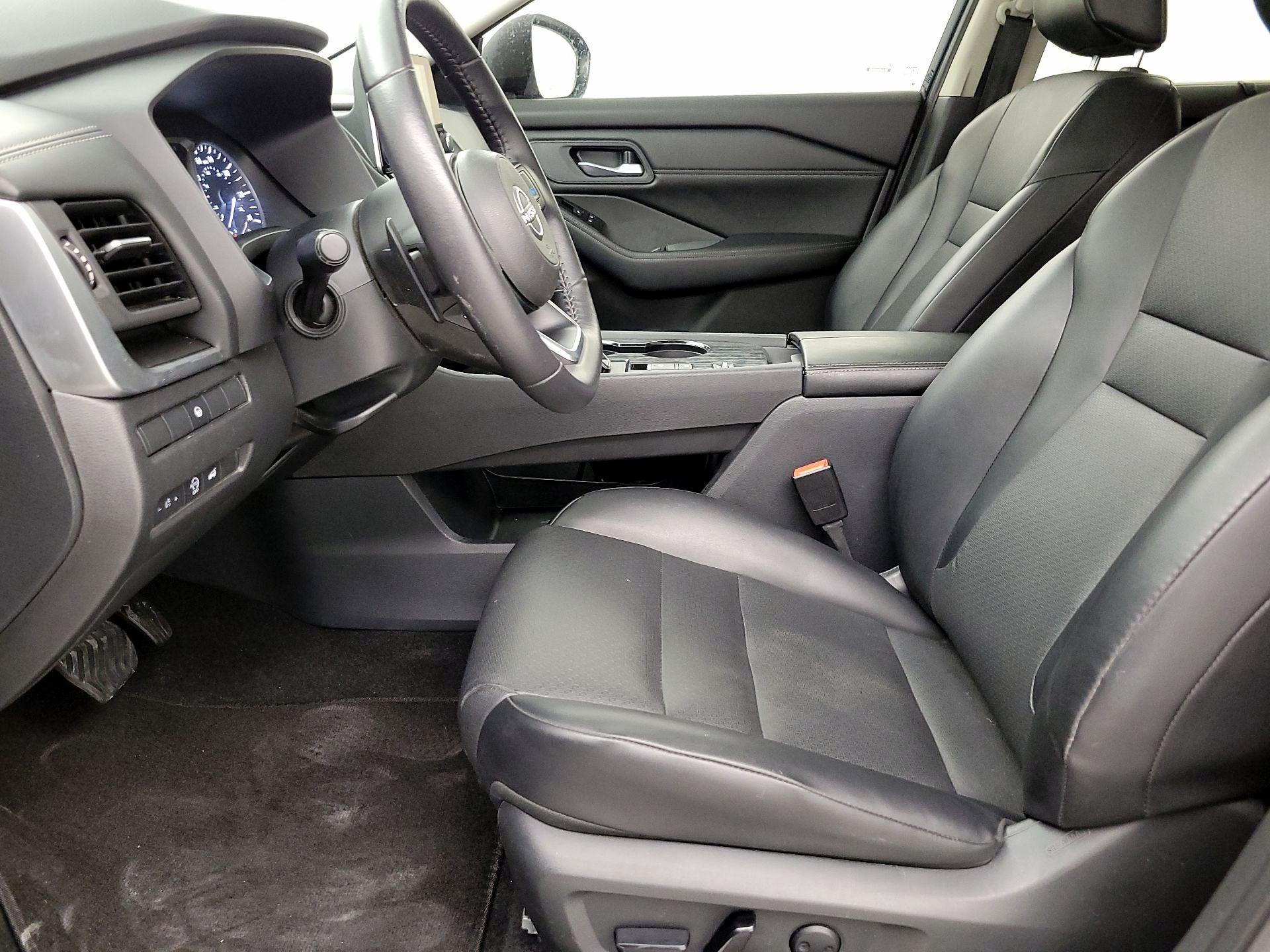 Thumbnail: 2024 Nissan Rogue - 11