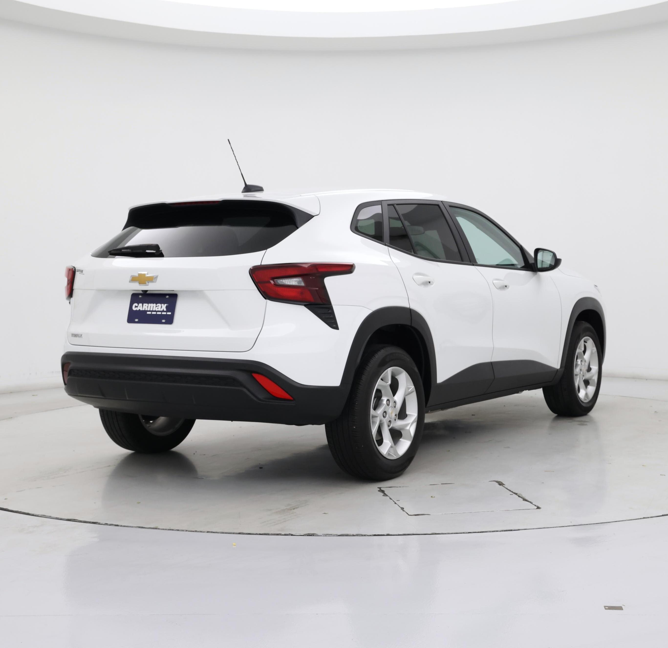 Thumbnail: 2024 Chevrolet Trax - 8