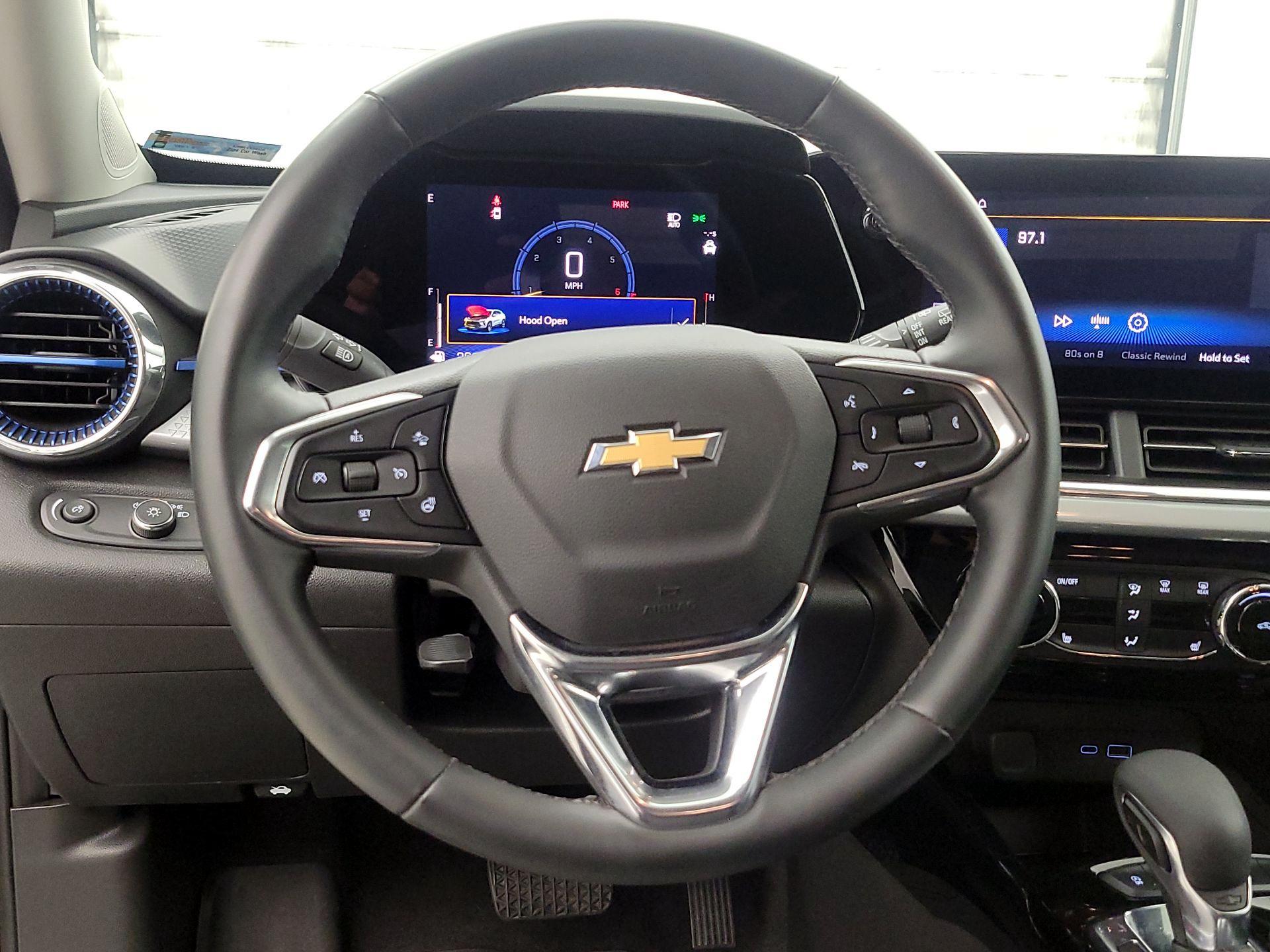 Thumbnail: 2025 Chevrolet Trax - 10