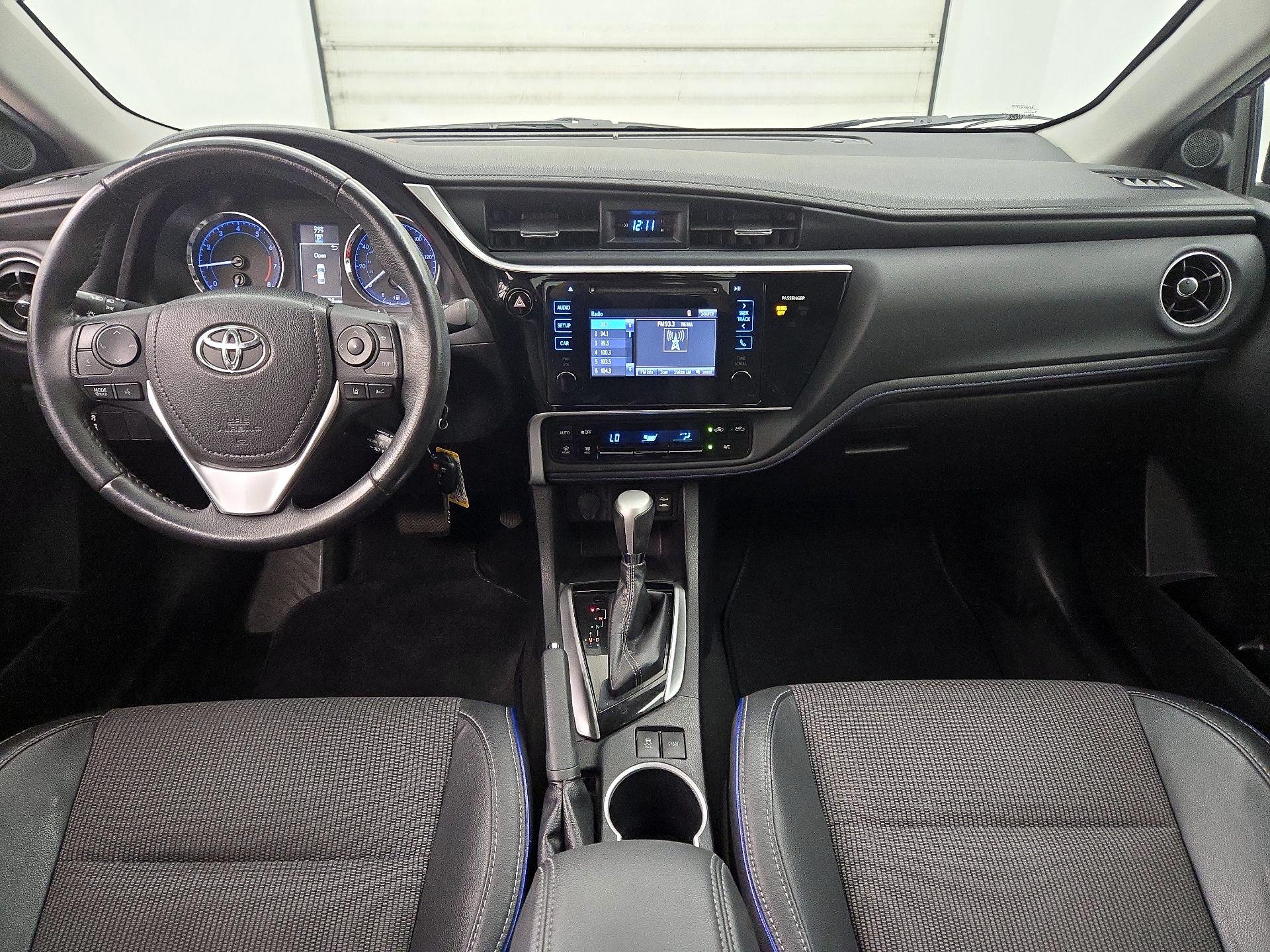 Thumbnail: 2017 Toyota Corolla - 9