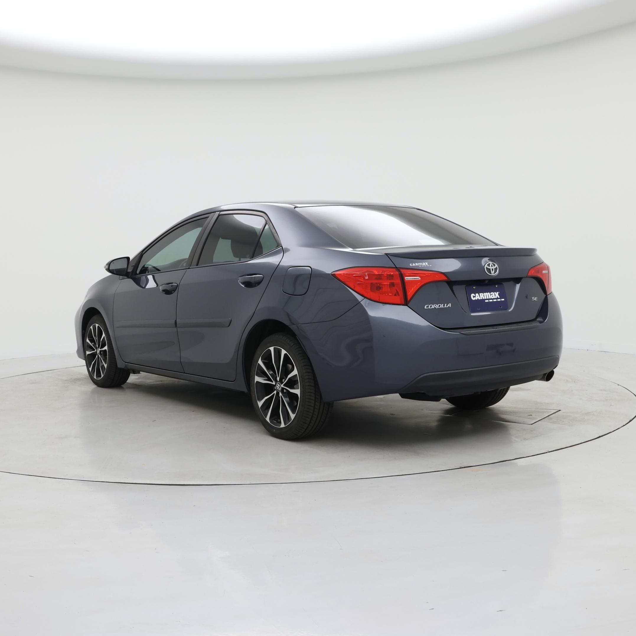 Thumbnail: 2017 Toyota Corolla - 2