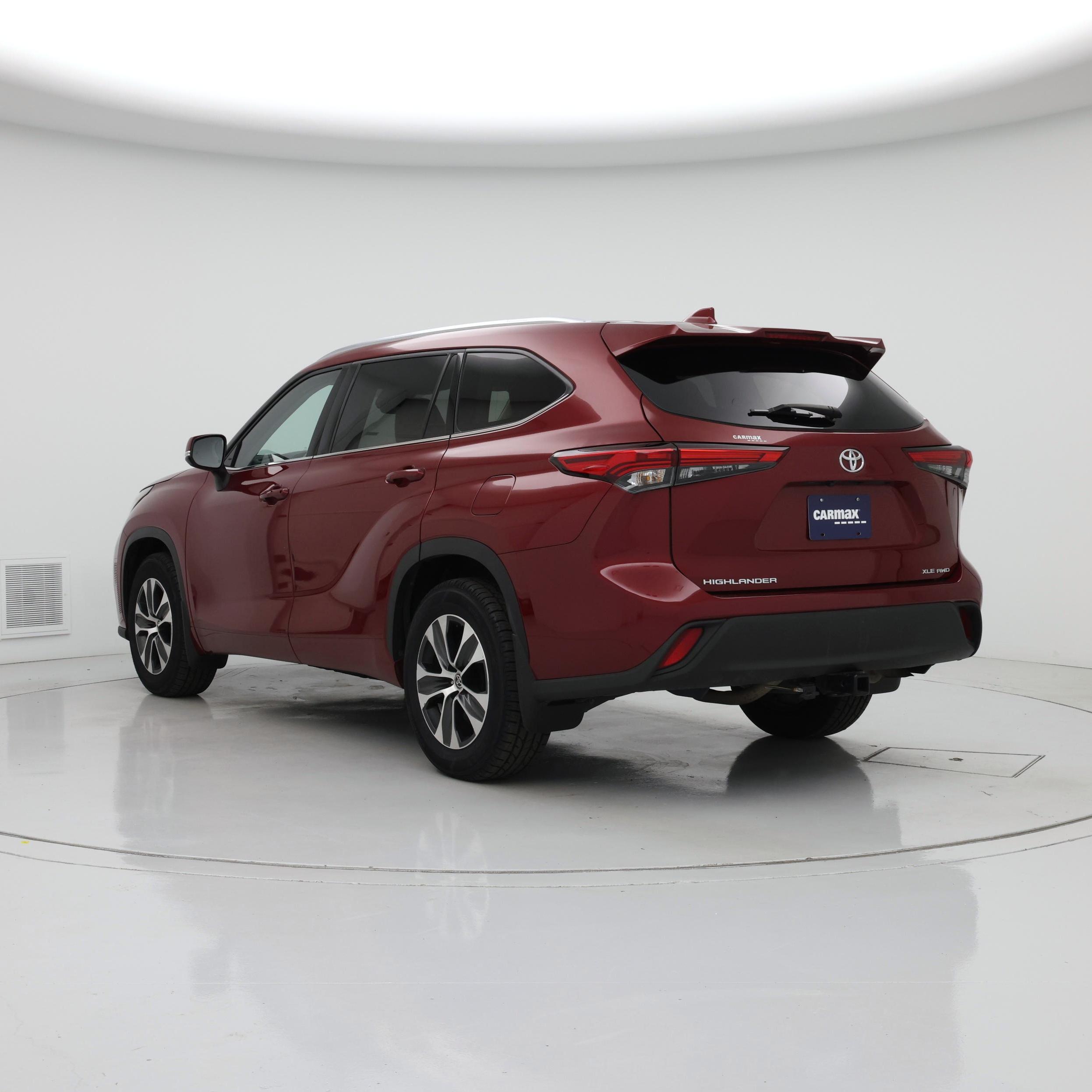 Thumbnail: 2021 Toyota Highlander - 2