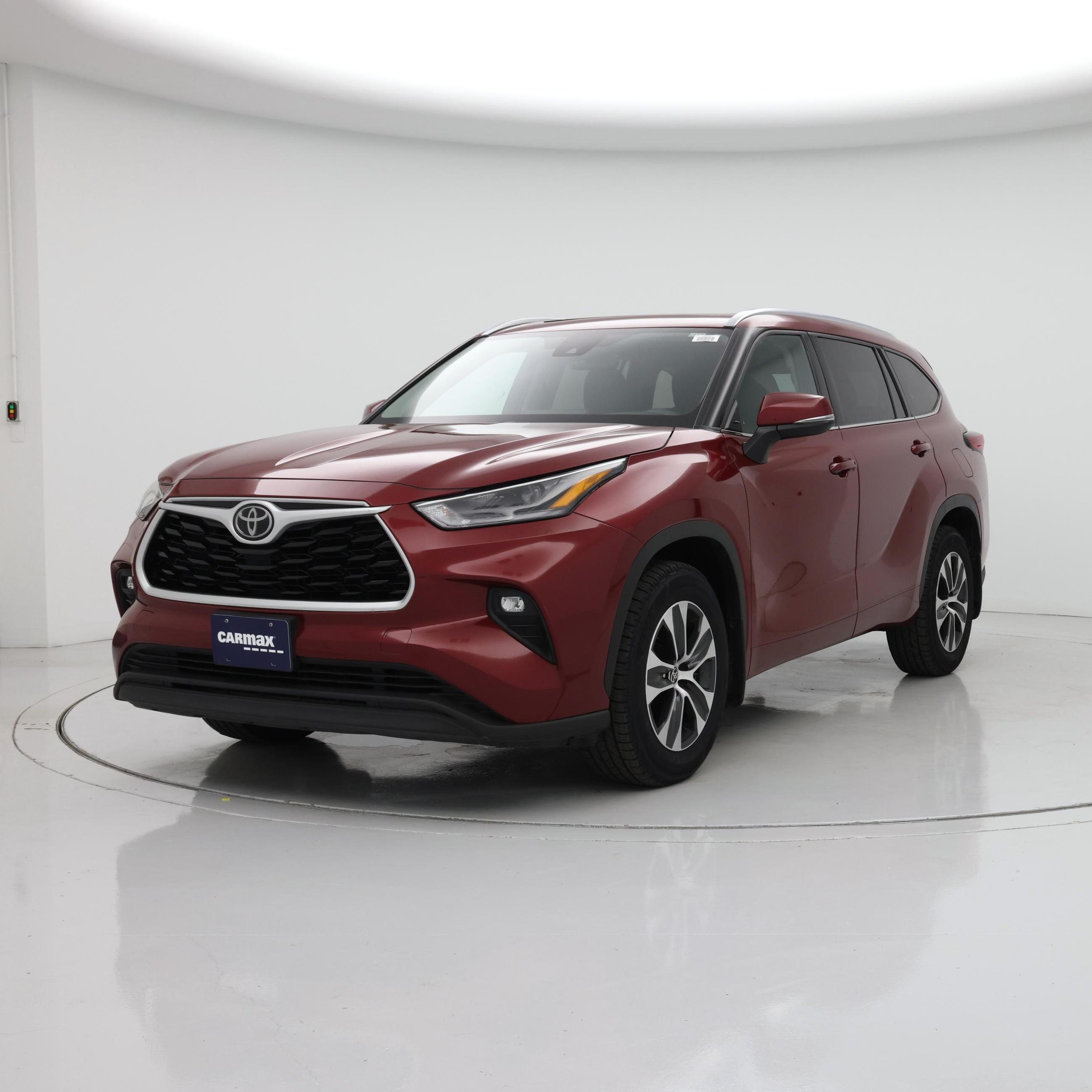 Thumbnail: 2021 Toyota Highlander - 4