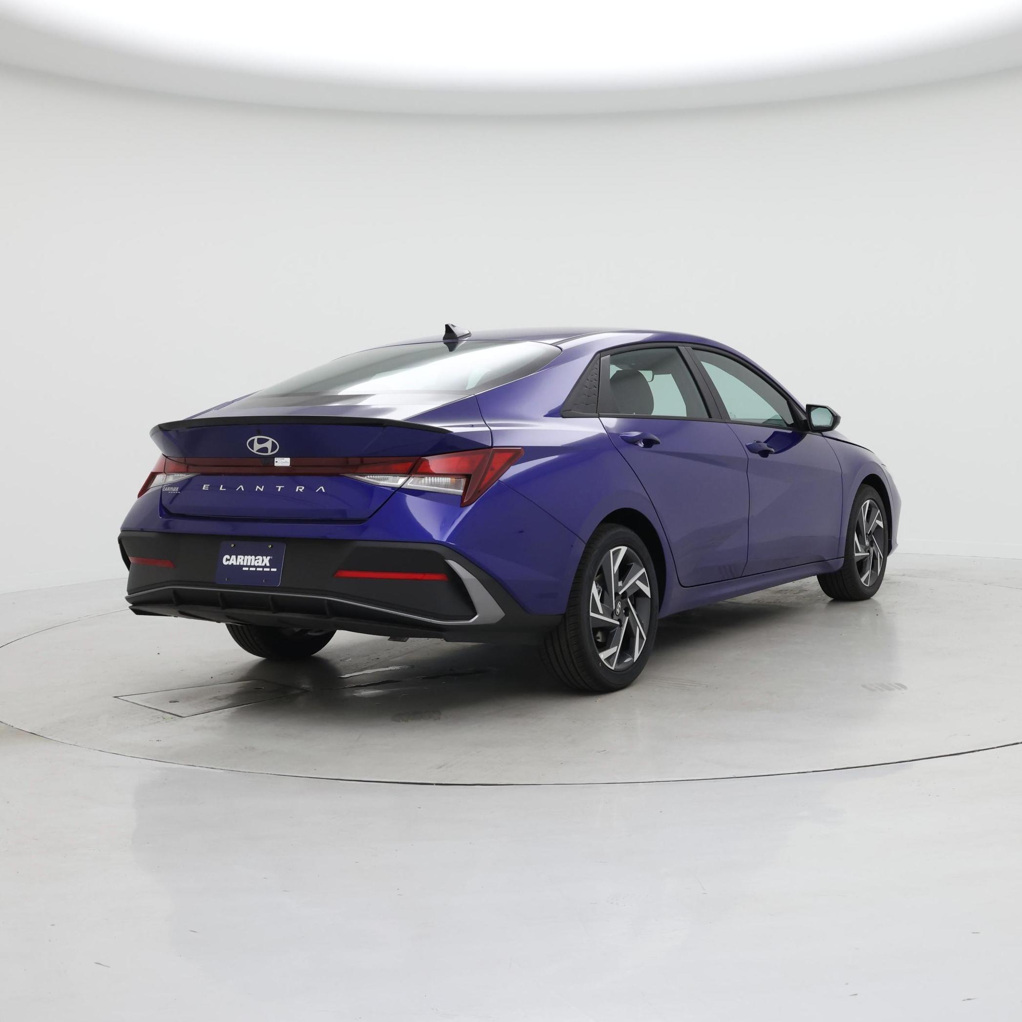 Thumbnail: 2025 Hyundai Elantra - 8