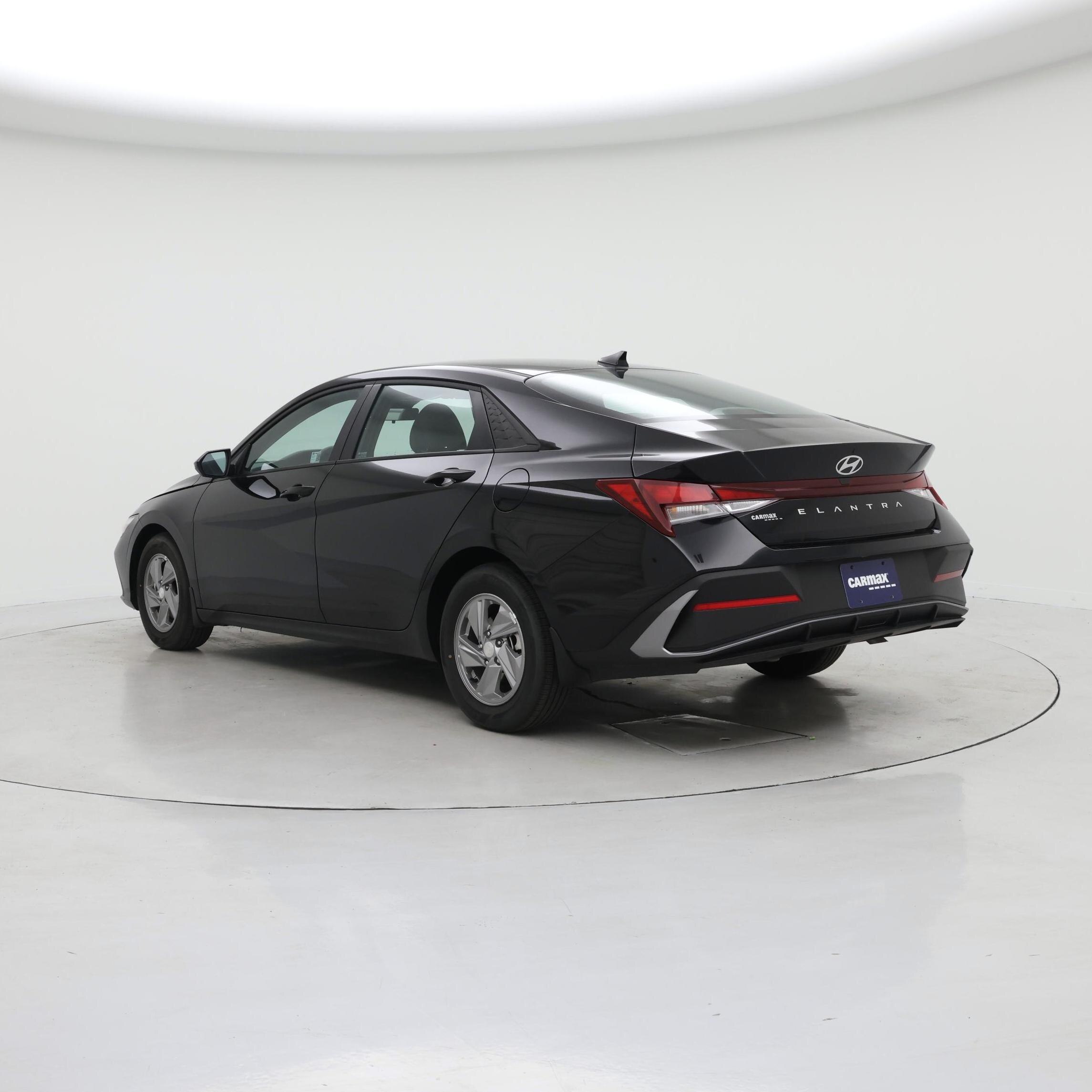 Thumbnail: 2025 Hyundai Elantra - 2