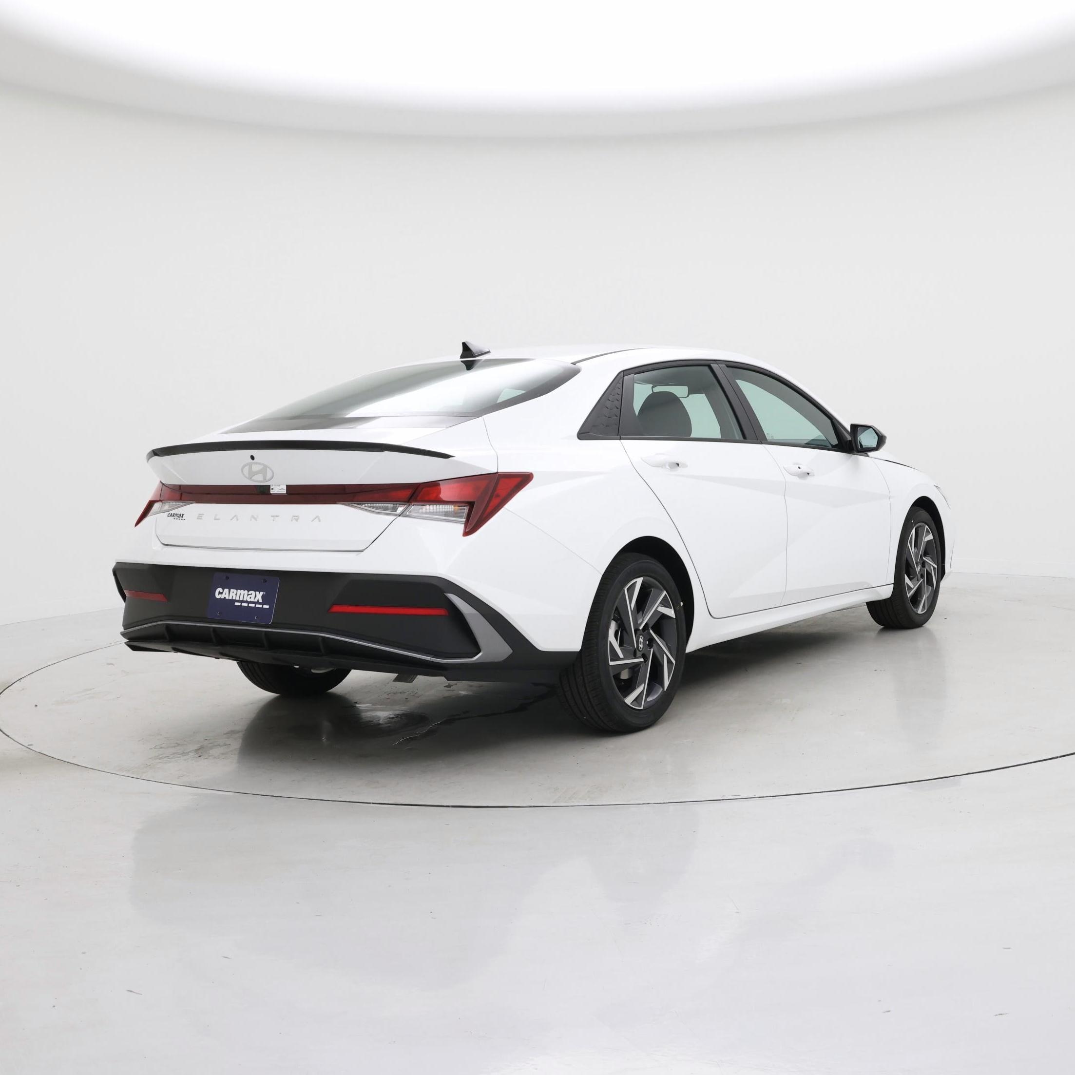Thumbnail: 2025 Hyundai Elantra - 8
