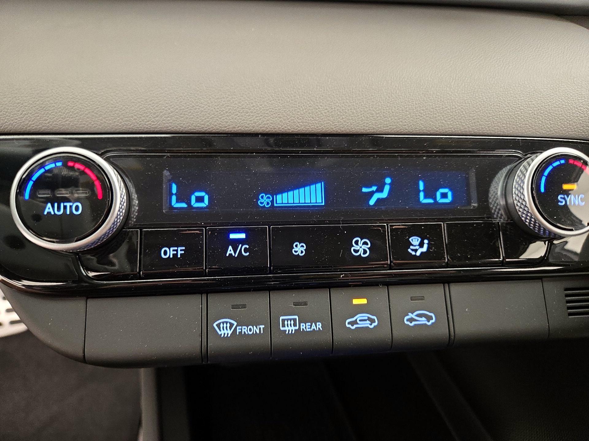Thumbnail: 2025 Hyundai Elantra - 16