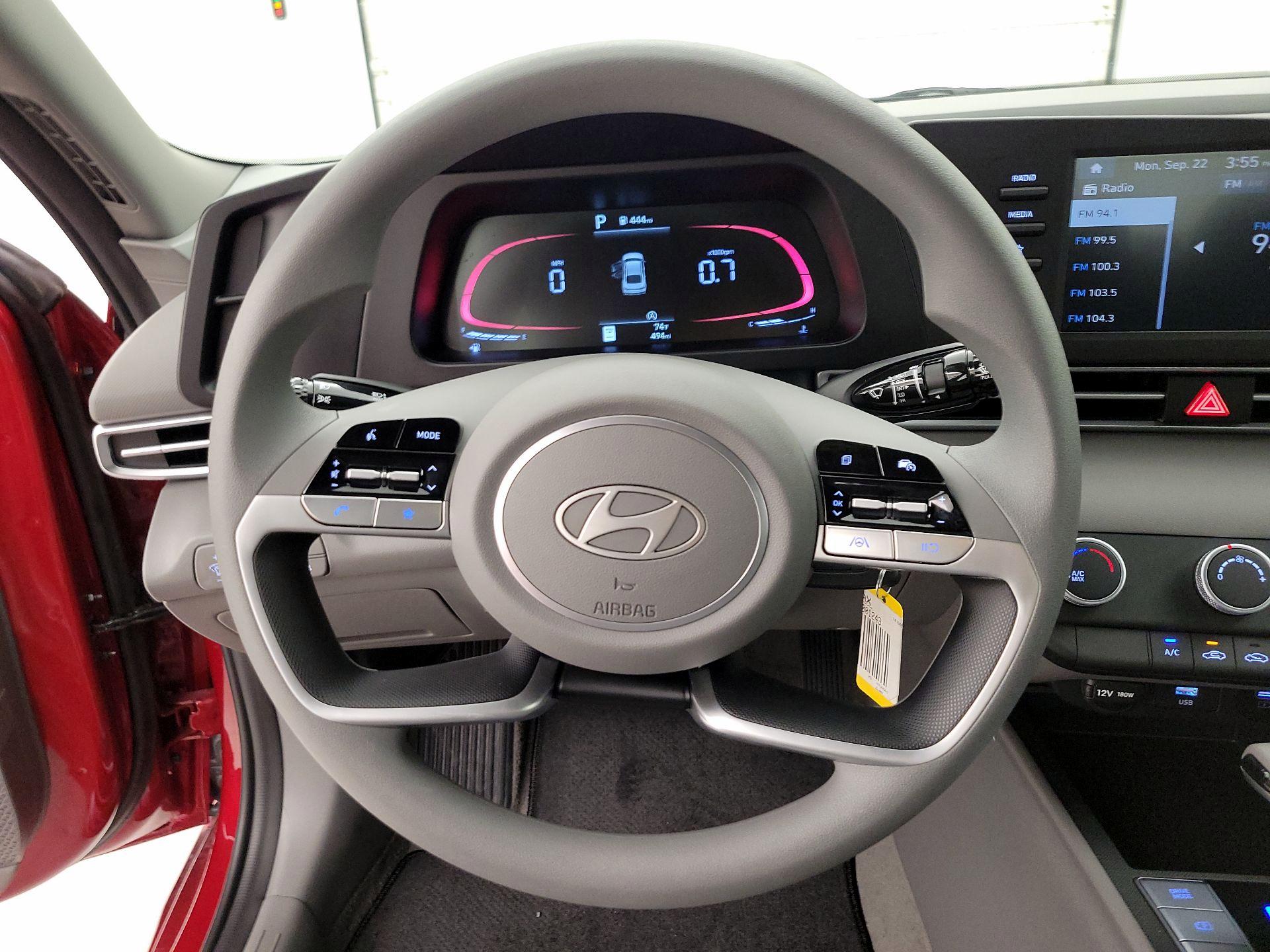 Thumbnail: 2025 Hyundai Elantra - 10