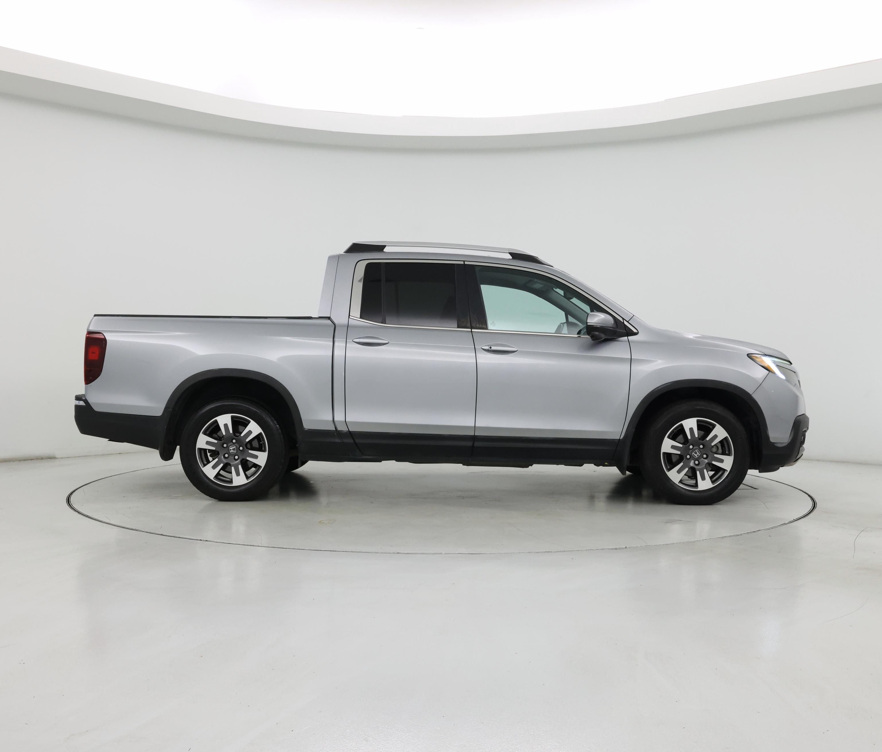Thumbnail: 2017 Honda Ridgeline - 7
