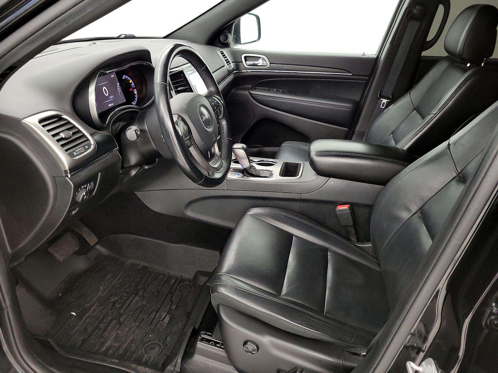 Thumbnail: 2019 Jeep Grand Cherokee - 11