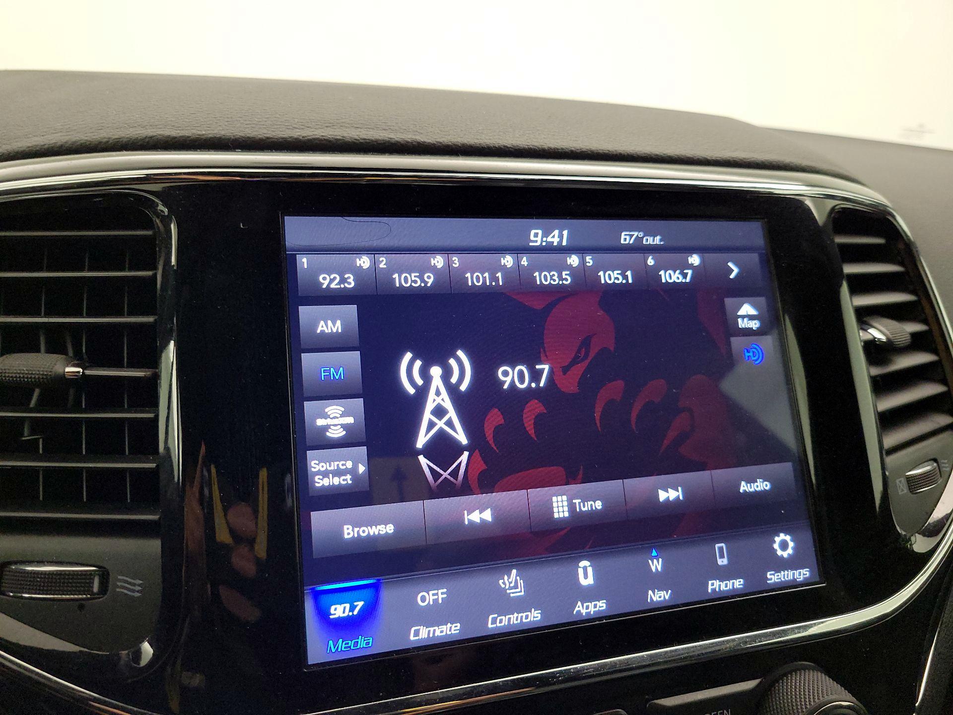 Thumbnail: 2019 Jeep Grand Cherokee - 16