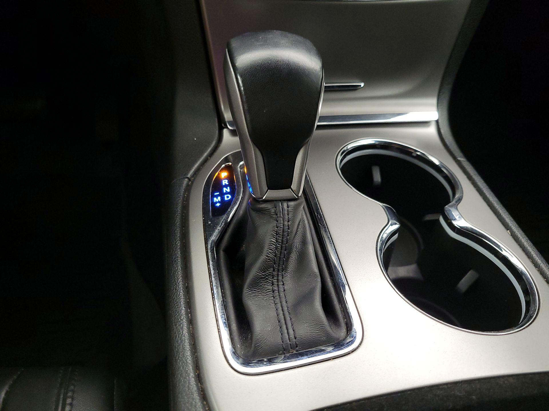 Thumbnail: 2019 Jeep Grand Cherokee - 18