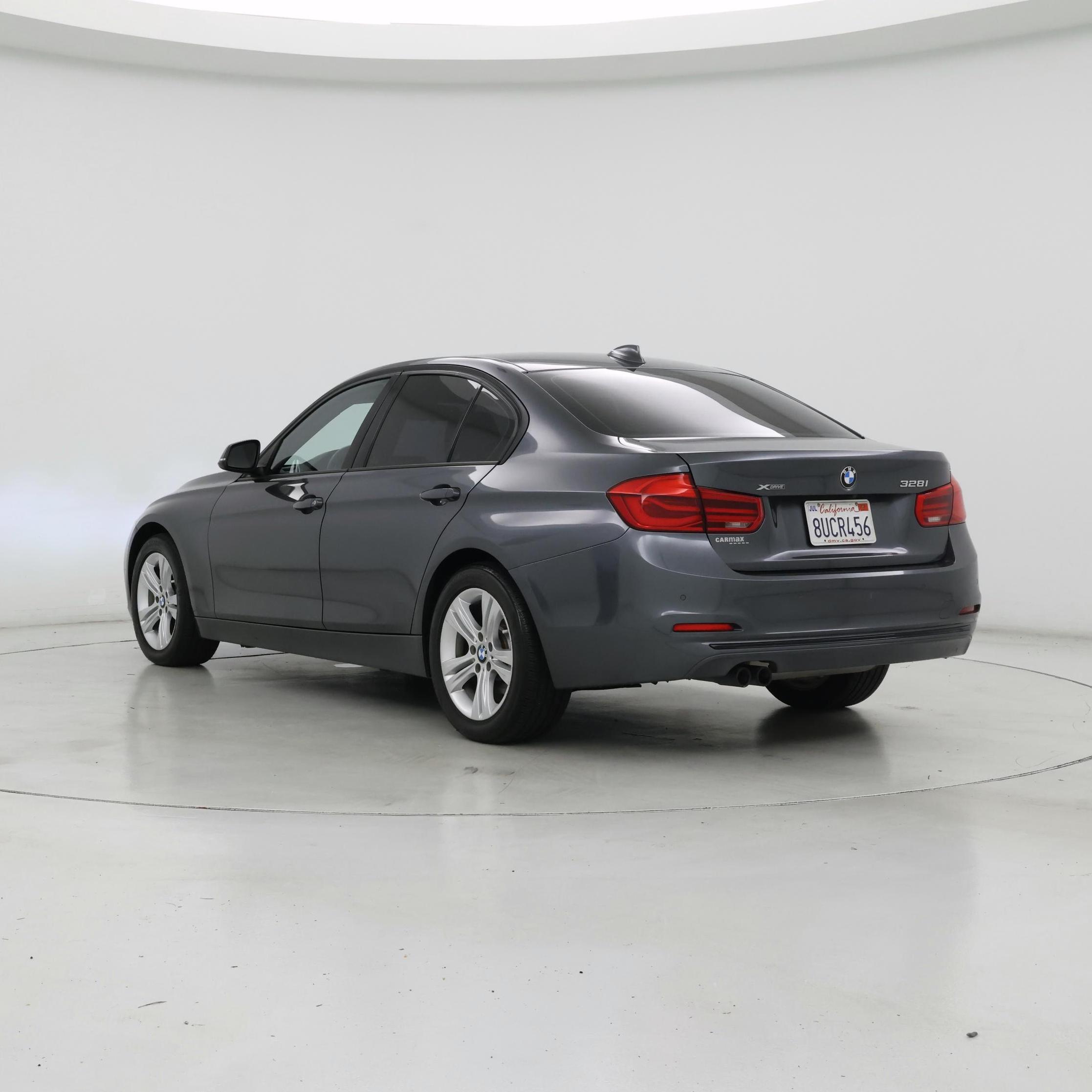 Thumbnail: 2016 BMW 3 Series - 2