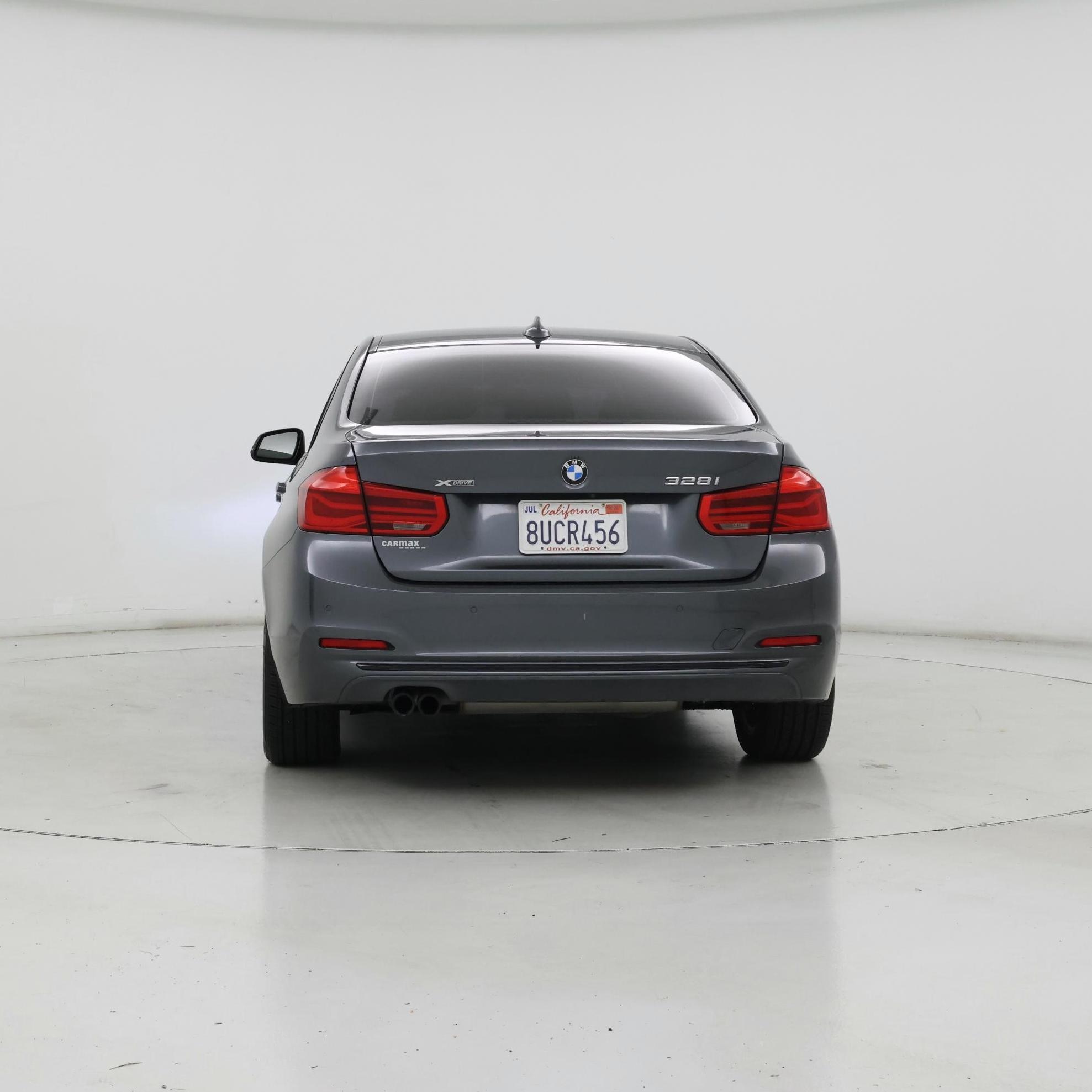 Thumbnail: 2016 BMW 3 Series - 6