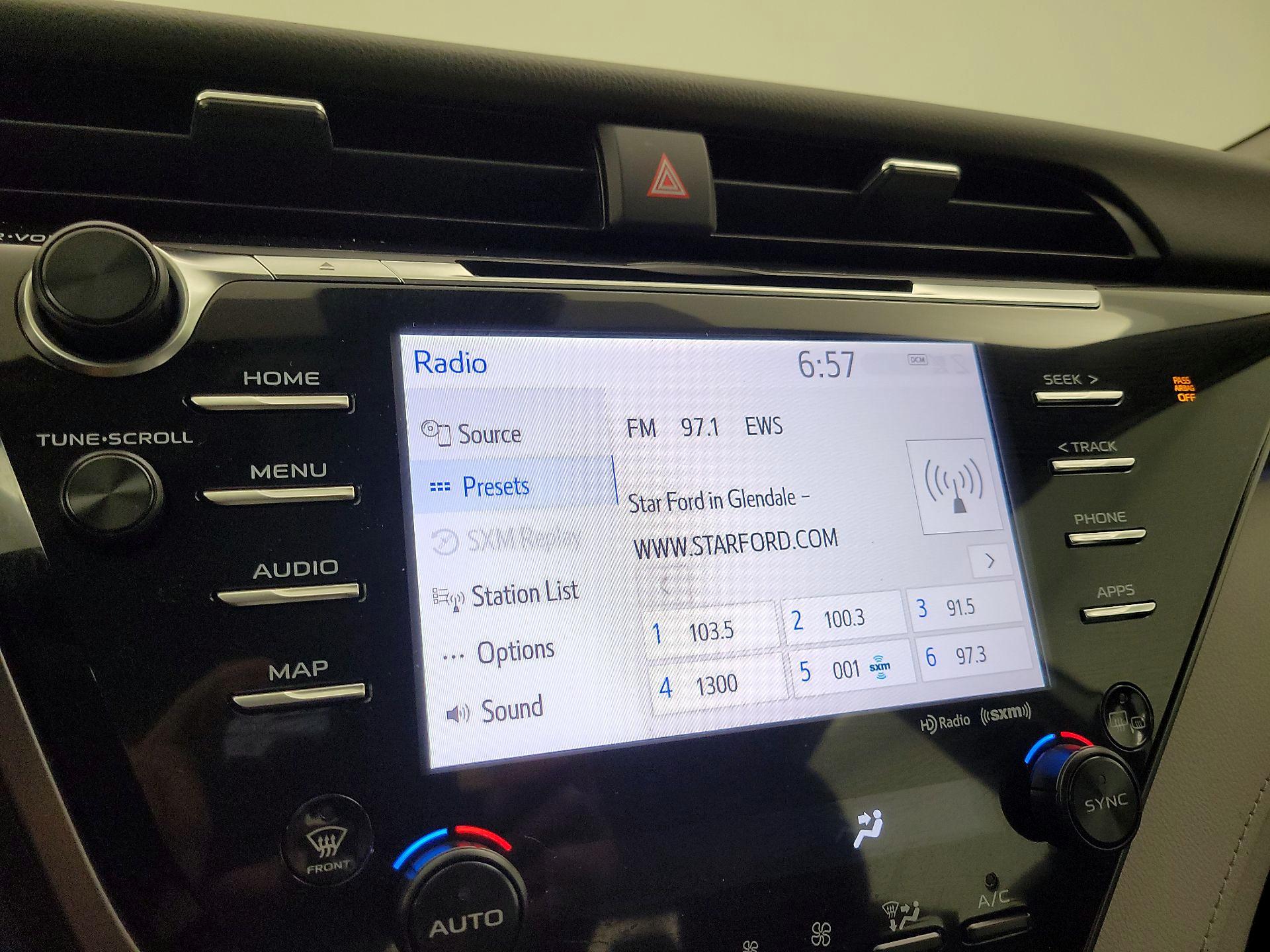 Thumbnail: 2019 Toyota Camry - 15