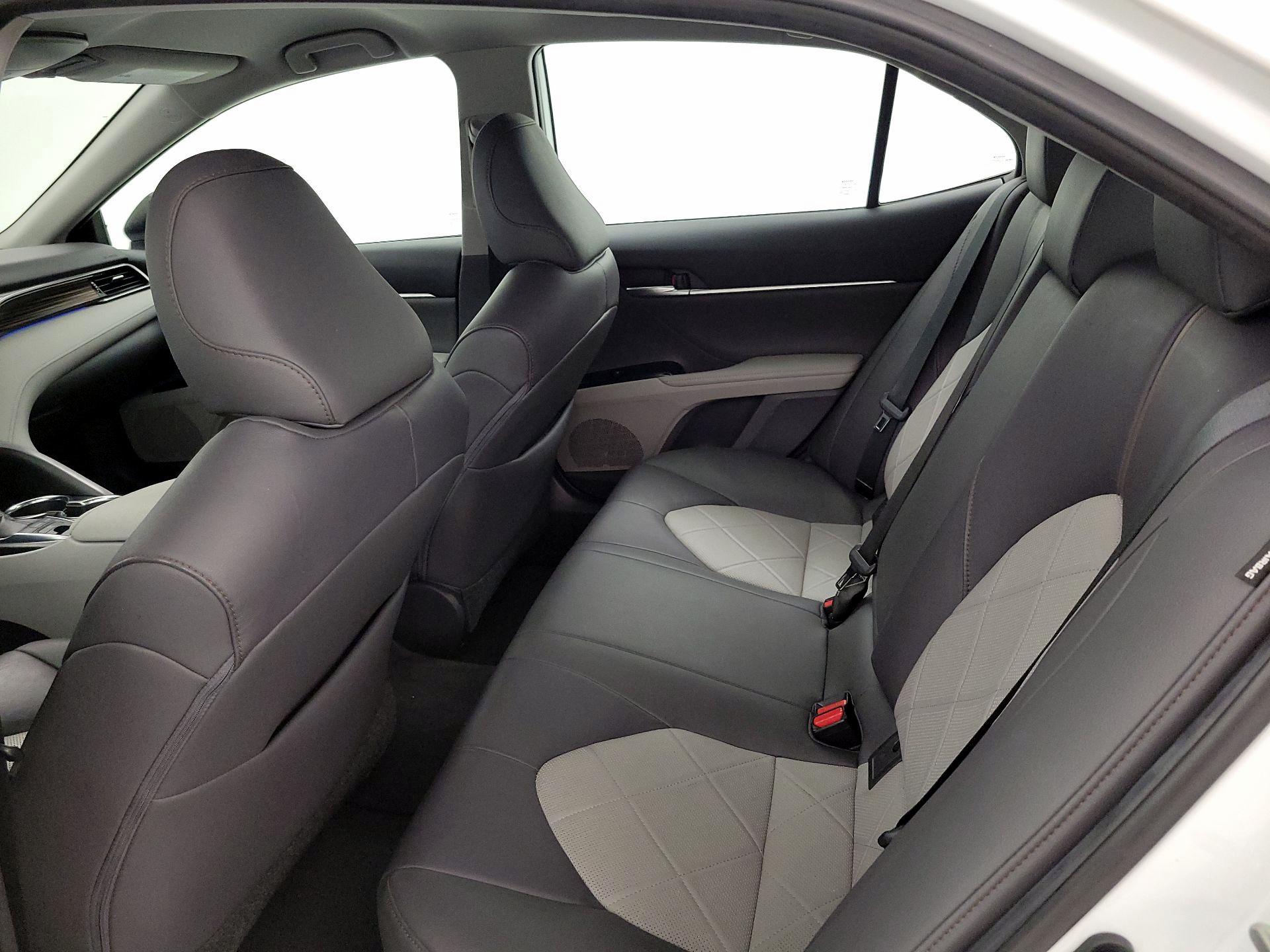 Thumbnail: 2019 Toyota Camry - 19