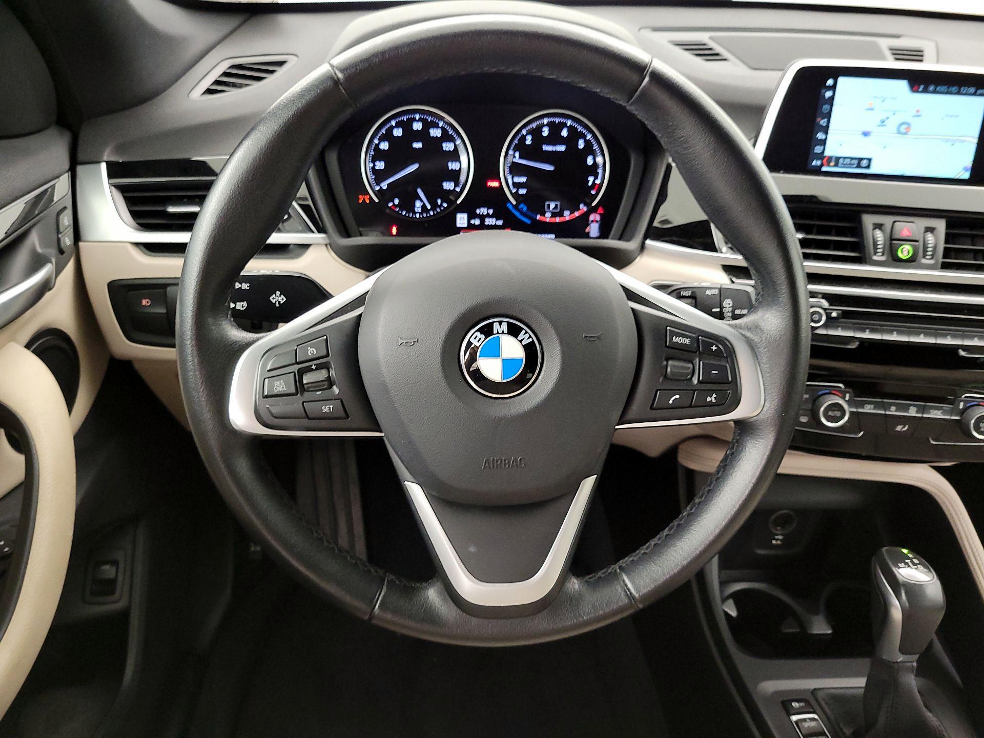 Thumbnail: 2019 BMW X1 - 10