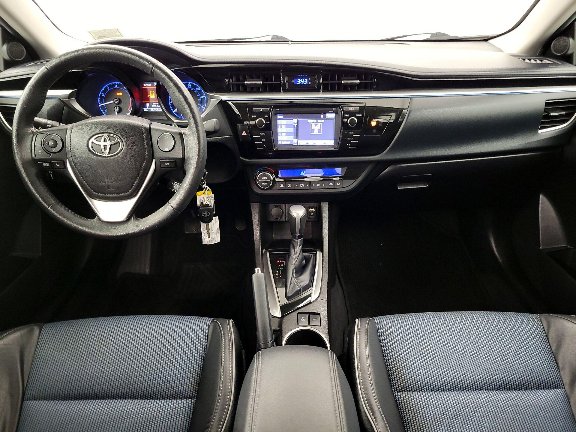 Thumbnail: 2015 Toyota Corolla - 9
