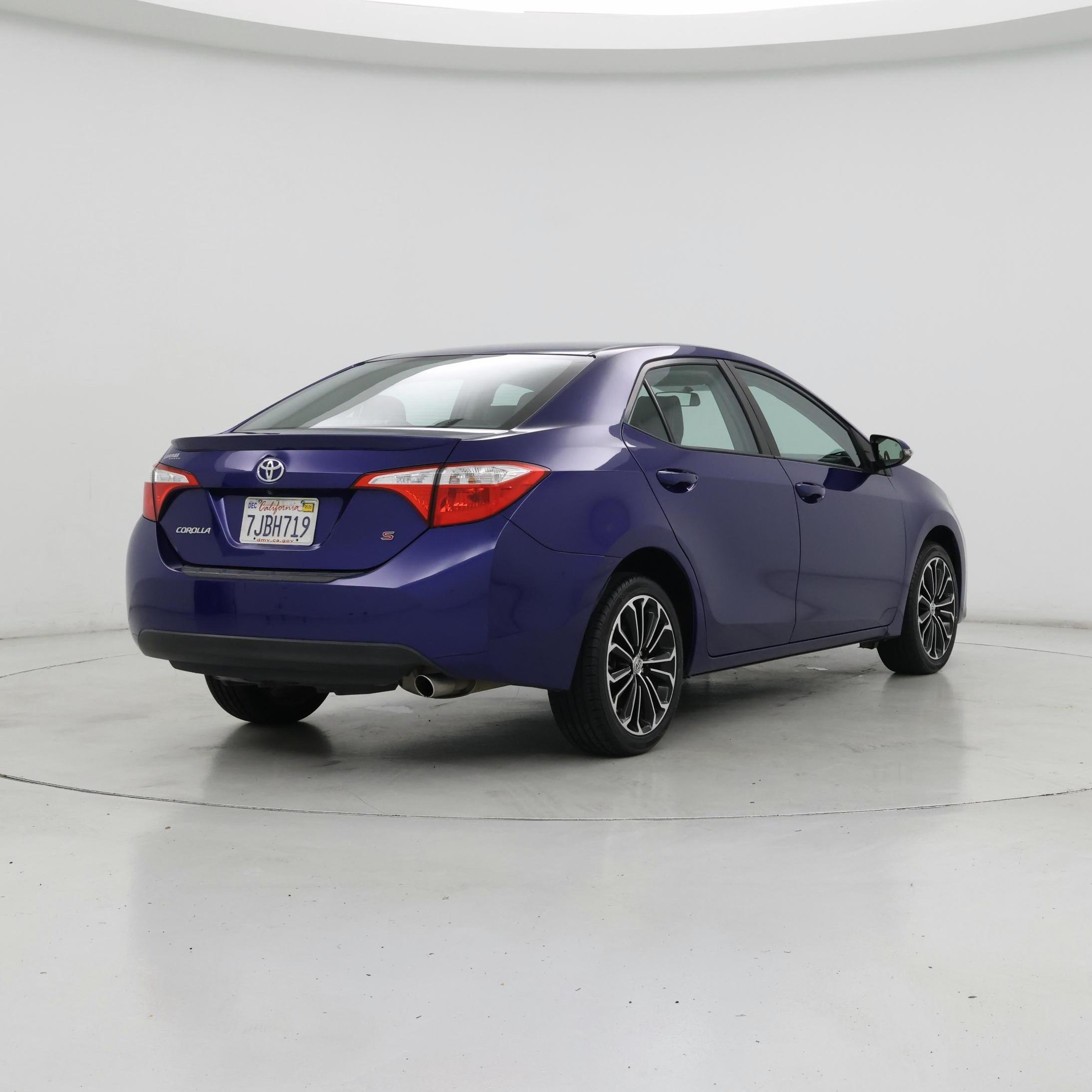 Thumbnail: 2015 Toyota Corolla - 8