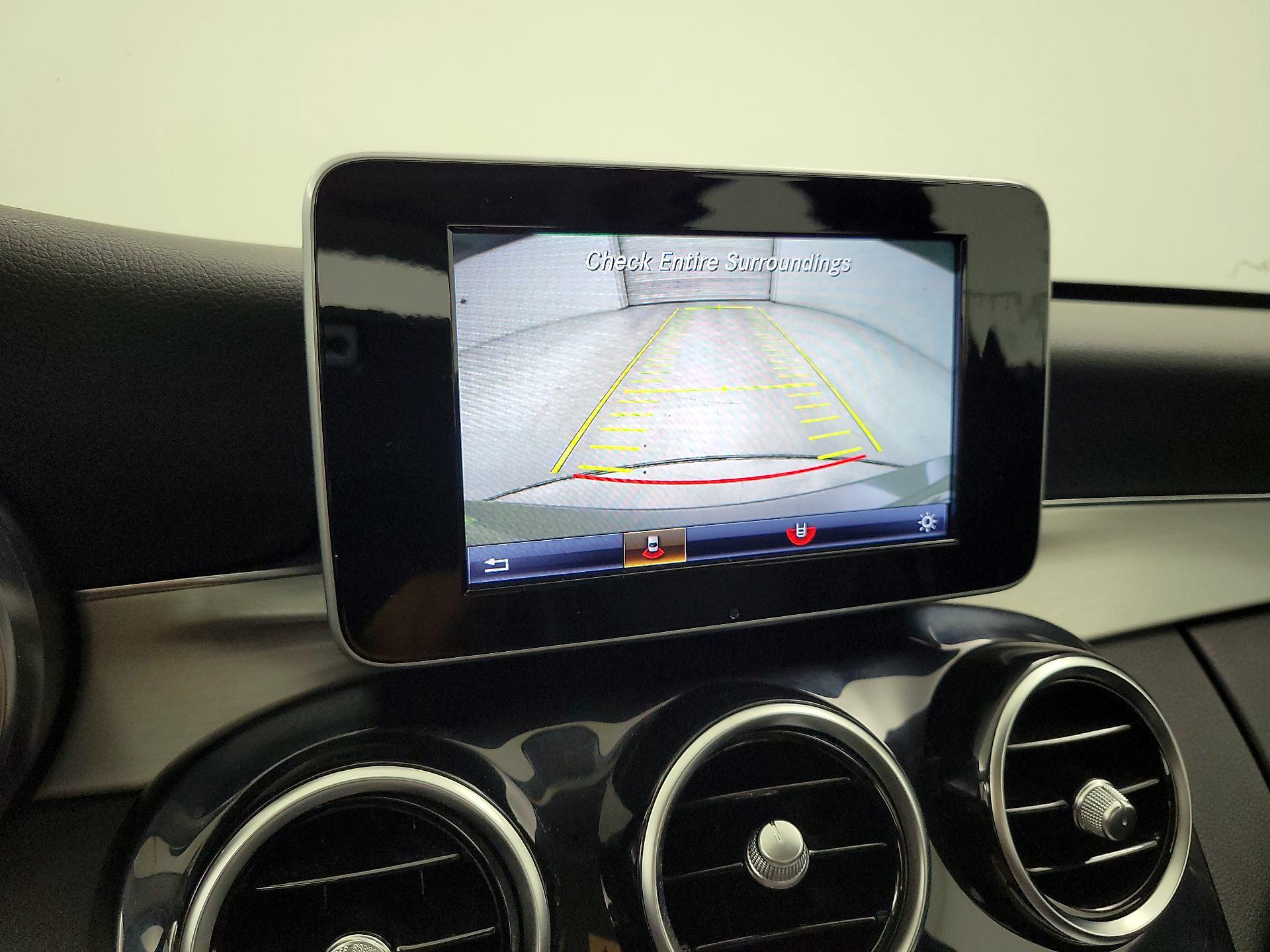 Thumbnail: 2015 Mercedes-Benz C-Class - 15
