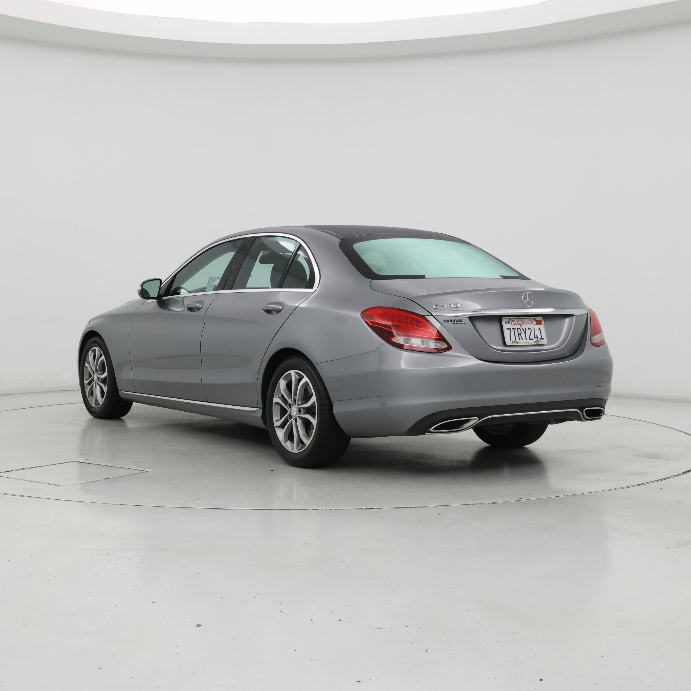 Thumbnail: 2015 Mercedes-Benz C-Class - 2