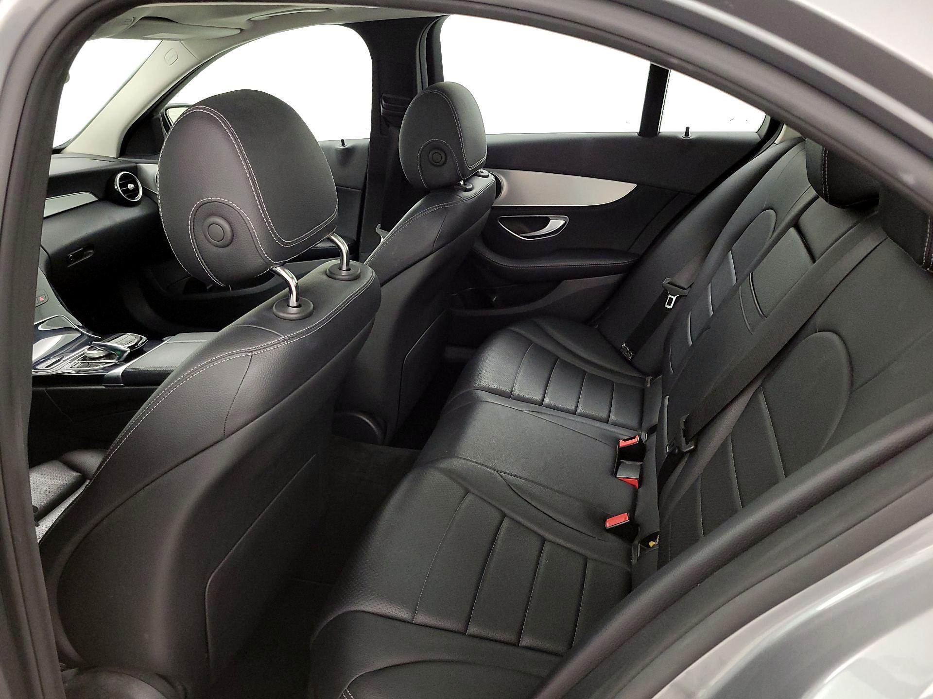 Thumbnail: 2015 Mercedes-Benz C-Class - 20