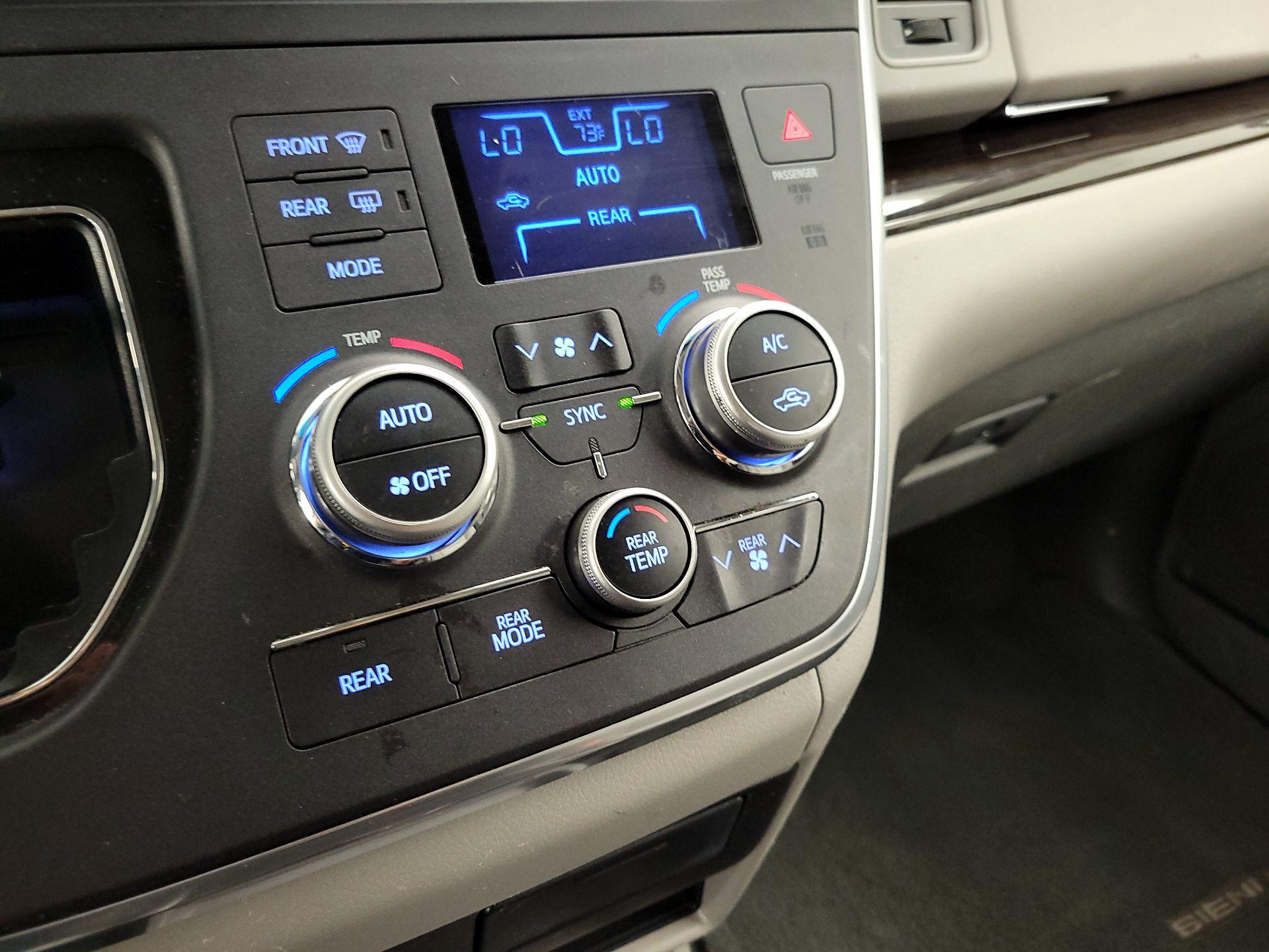 Thumbnail: 2015 Toyota Sienna - 16