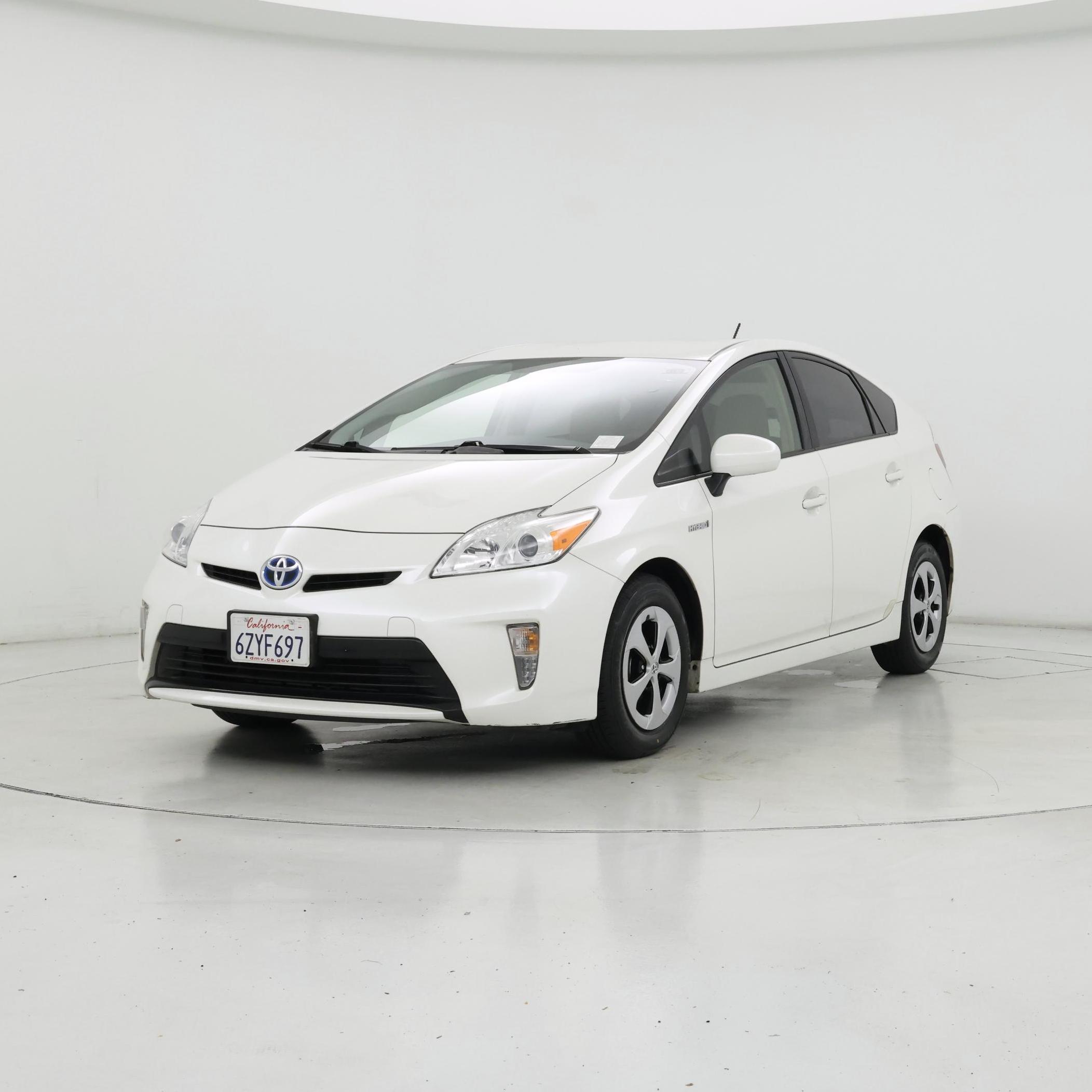 Thumbnail: 2013 Toyota Prius - 4