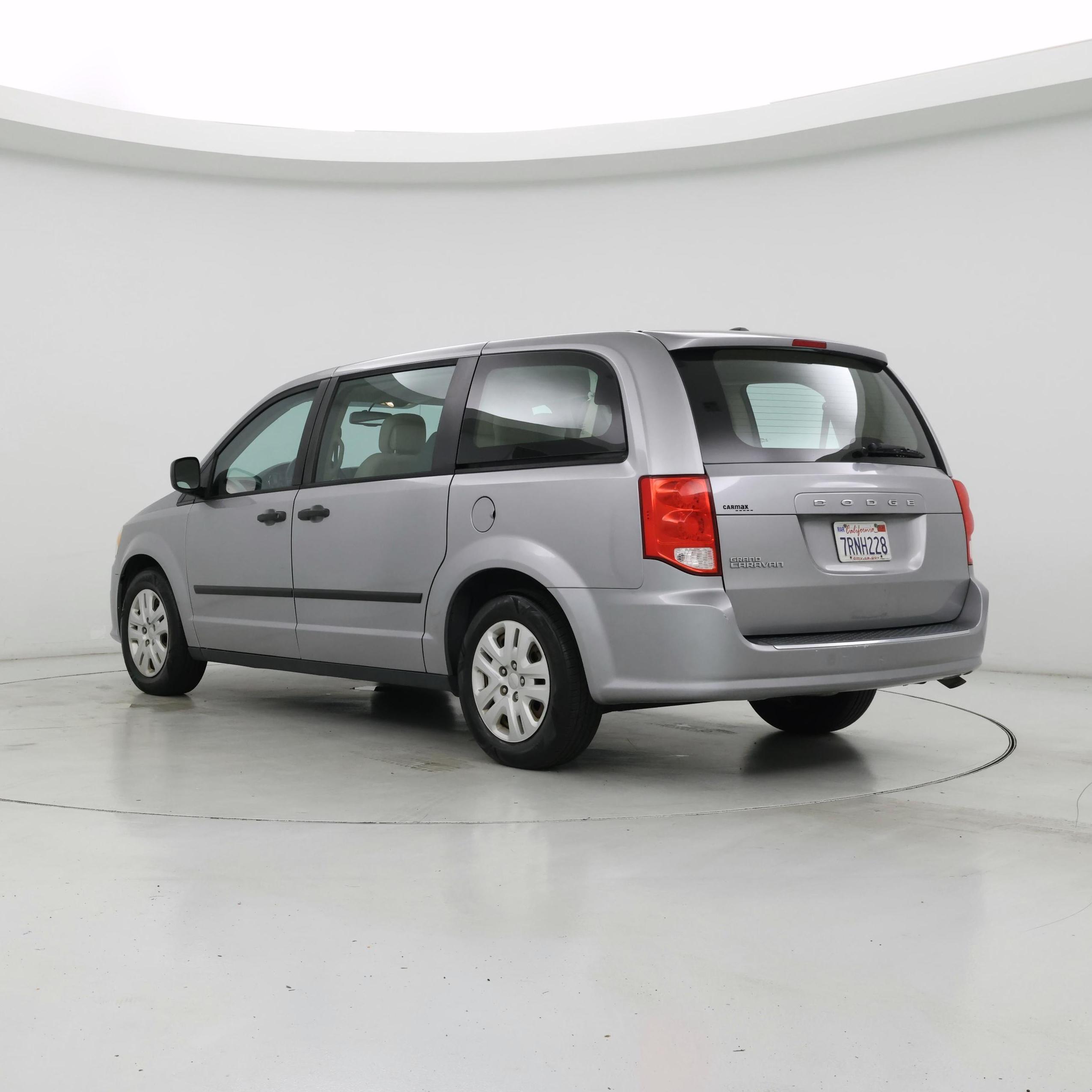 Thumbnail: 2016 Dodge Grand Caravan - 2