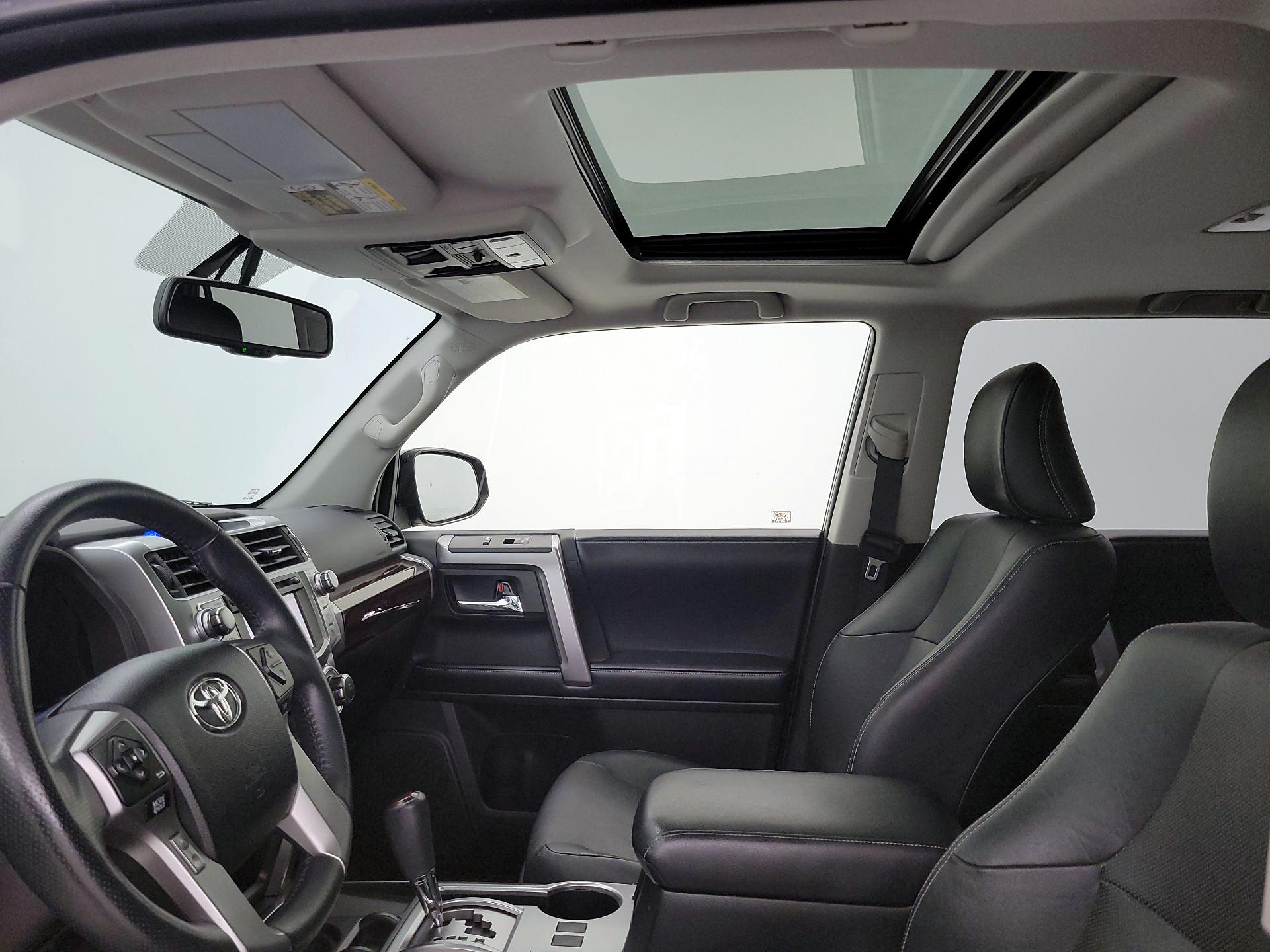 Thumbnail: 2018 Toyota 4Runner - 20