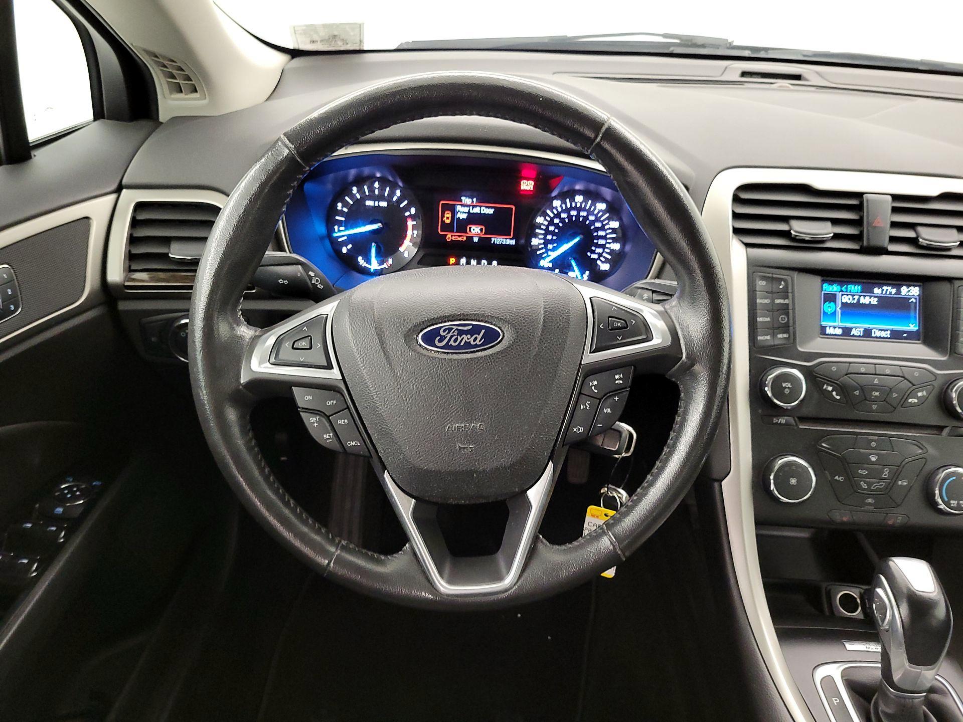 Thumbnail: 2014 Ford Fusion - 10