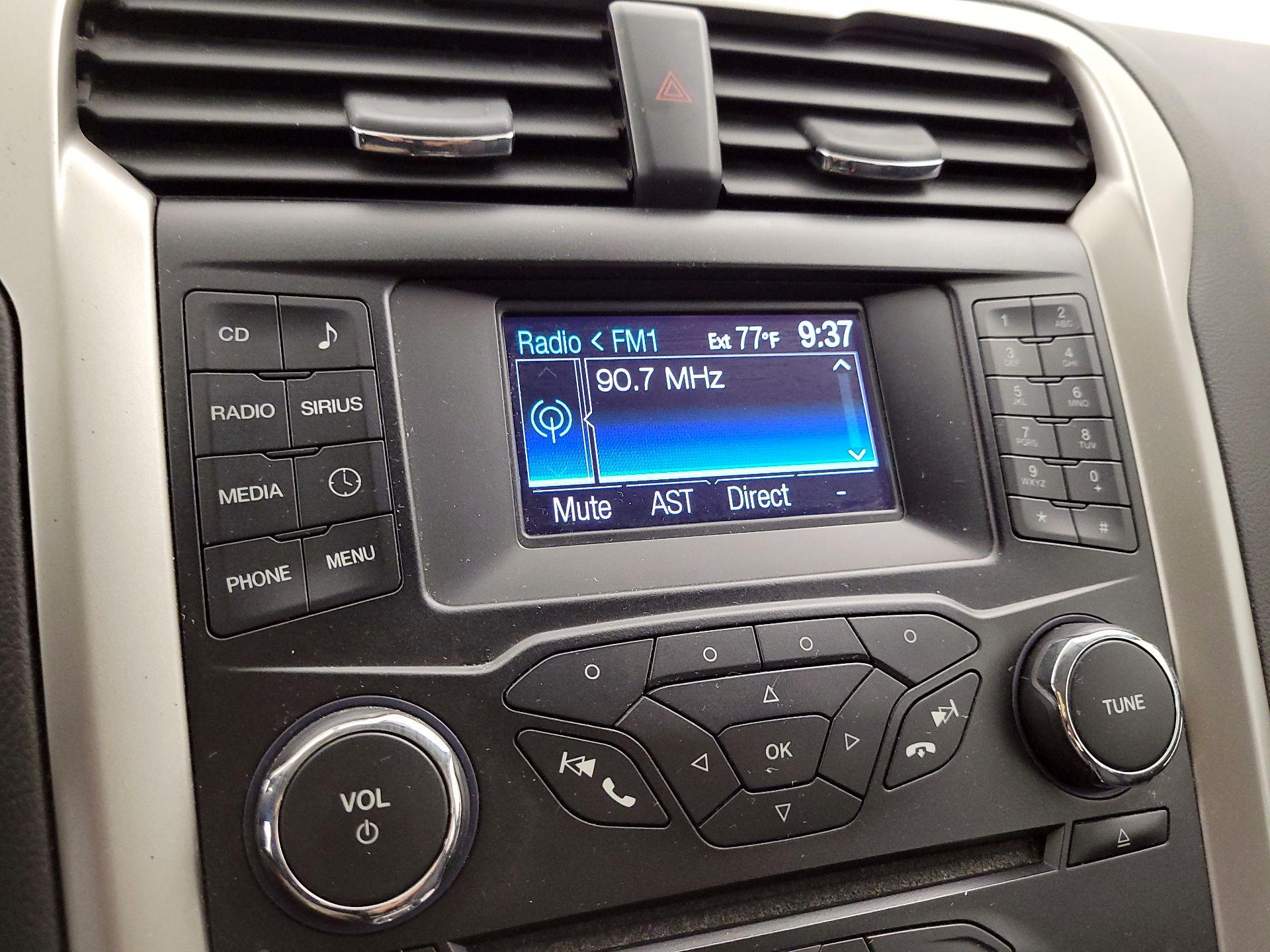 Thumbnail: 2014 Ford Fusion - 14