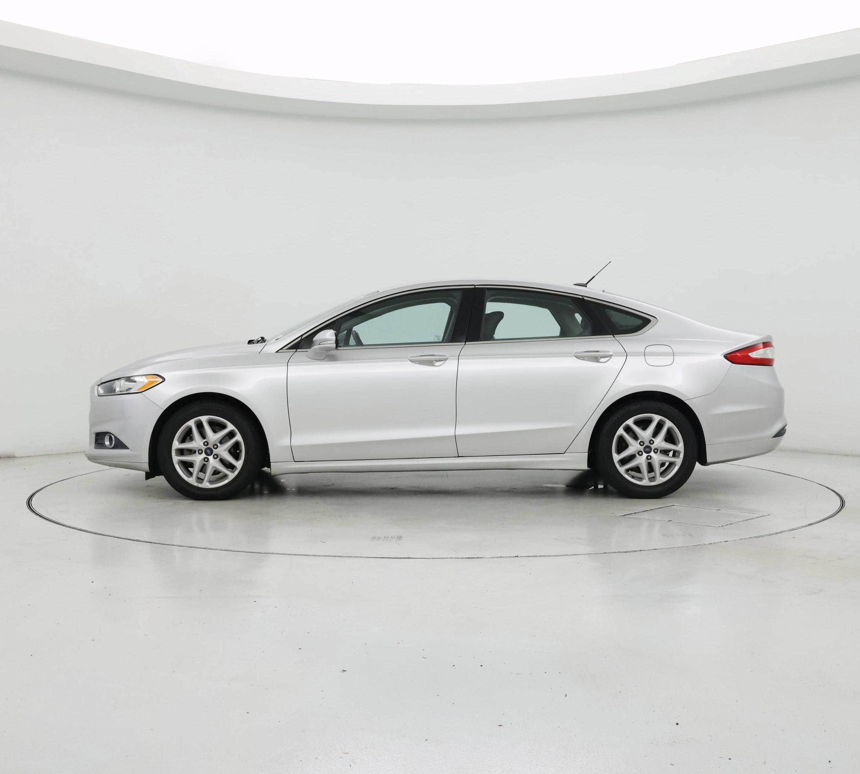Thumbnail: 2014 Ford Fusion - 3